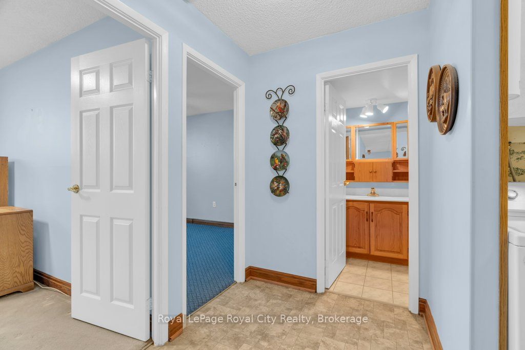 19 Woodlawn Road E 614 Property Photo 20
