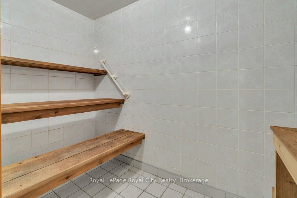 19 Woodlawn Road E 614 Property Photo 35