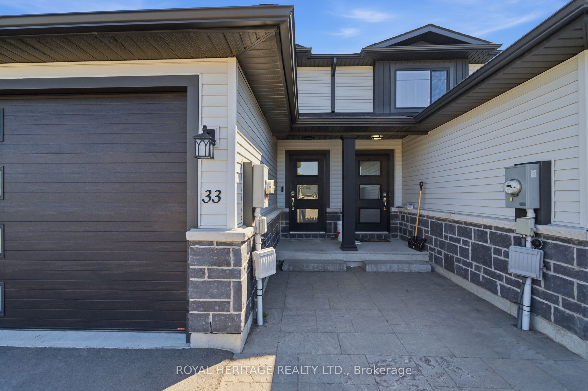 33 Dewal Place Property Photo 3