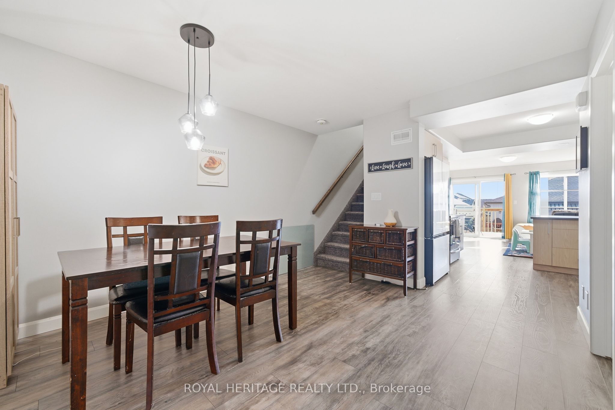 33 Dewal Place Property Photo 8