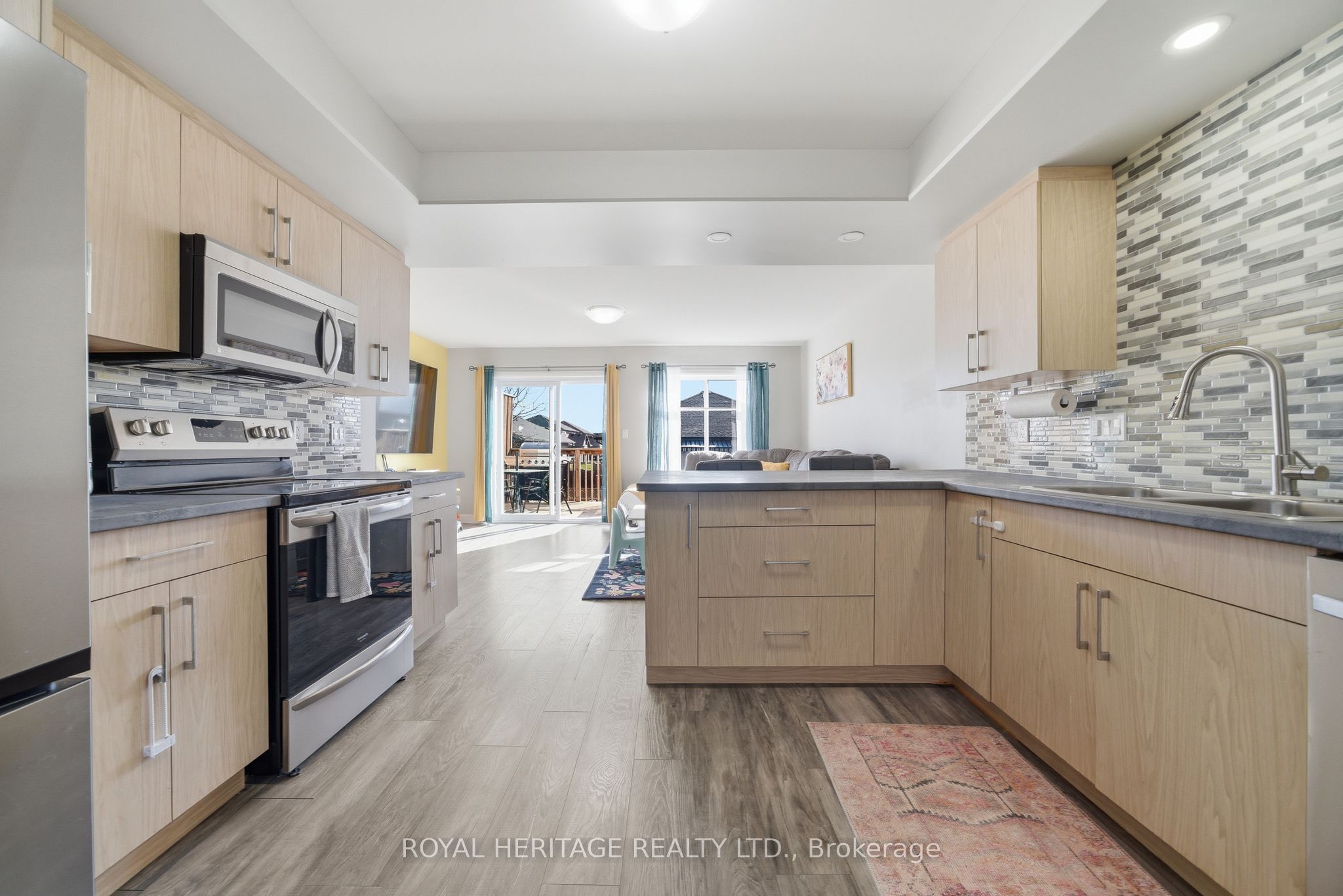 33 Dewal Place Property Photo 12