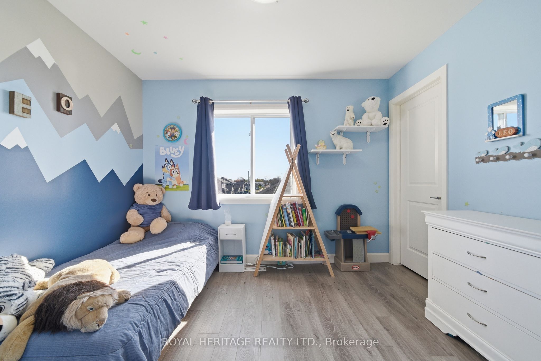 33 Dewal Place Property Photo 26