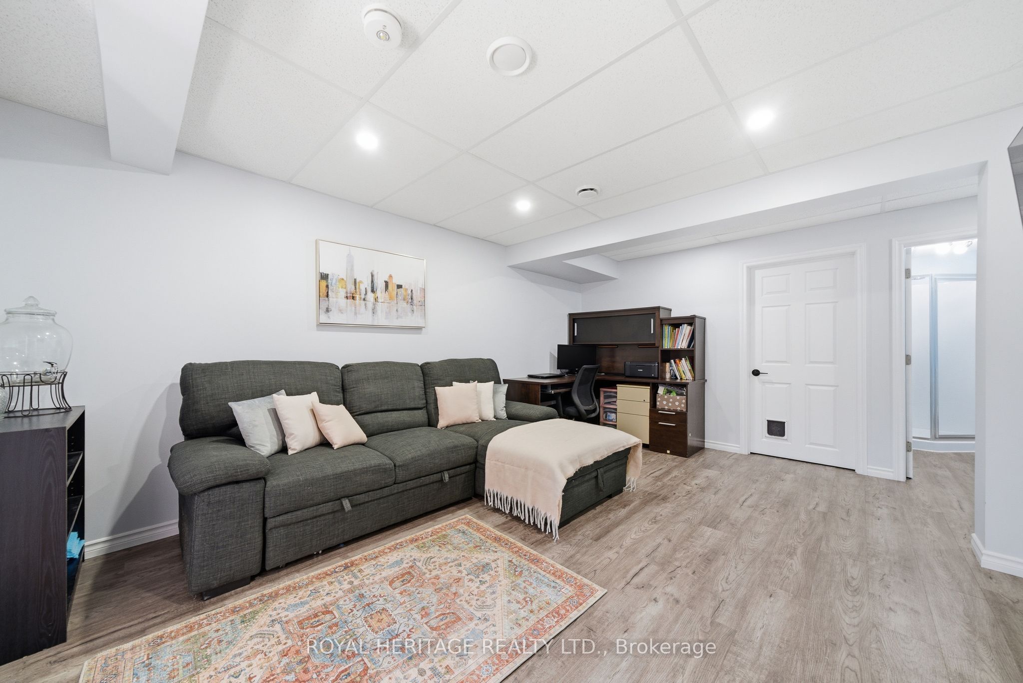 33 Dewal Place Property Photo 35