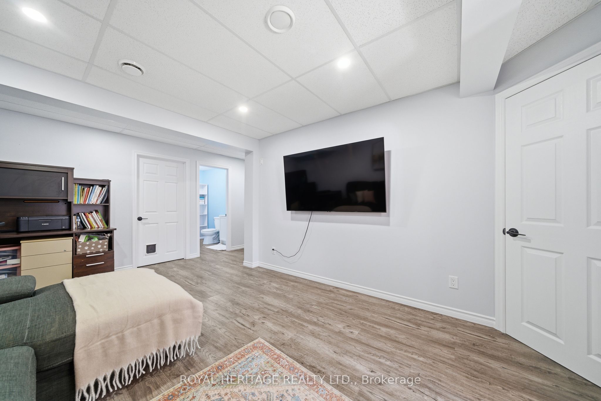 33 Dewal Place Property Photo 36