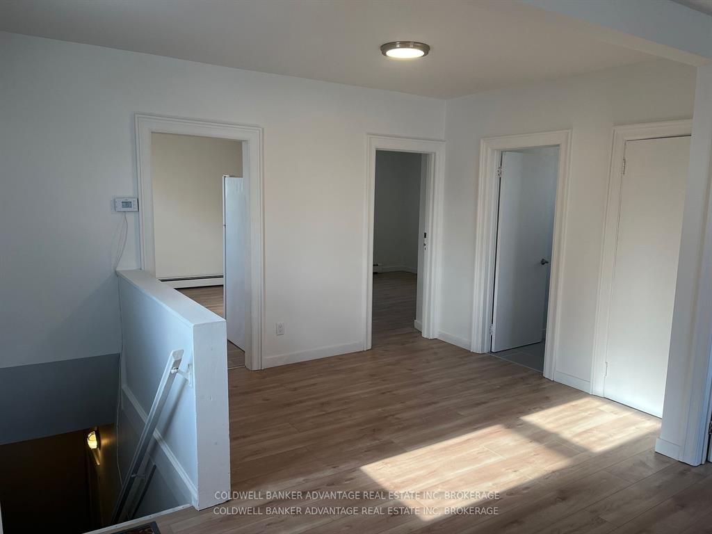 832 King Street Upper Property Photo 6