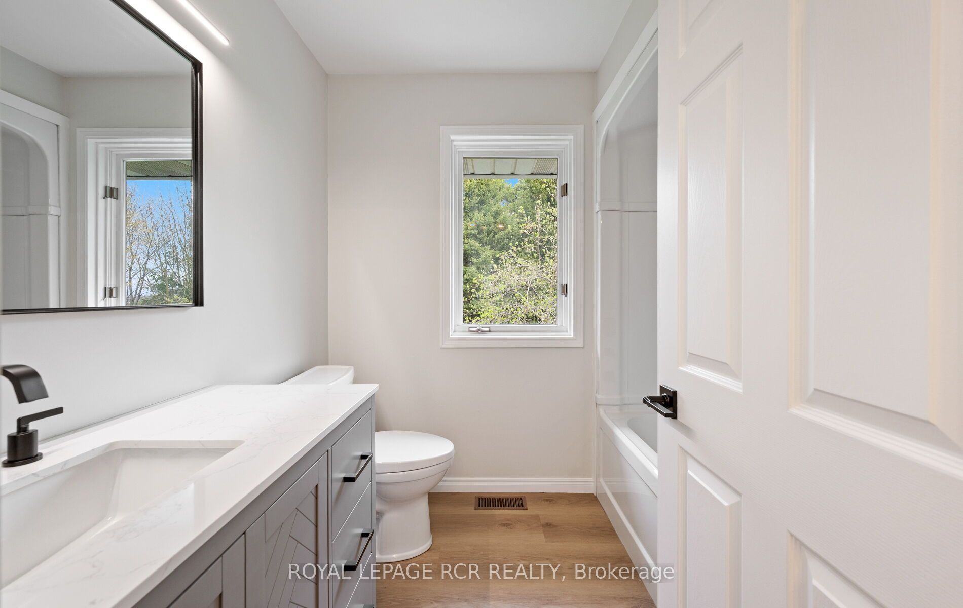 361225 Con 8-9 Property Photo 40