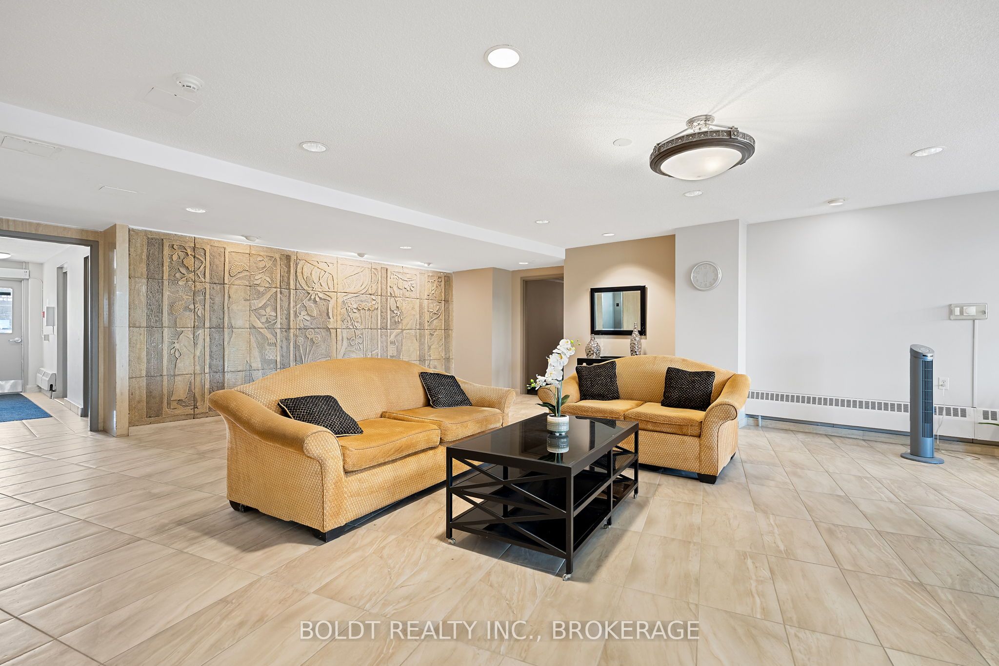 35 Towering Heights Boulevard 1008 Property Photo 7