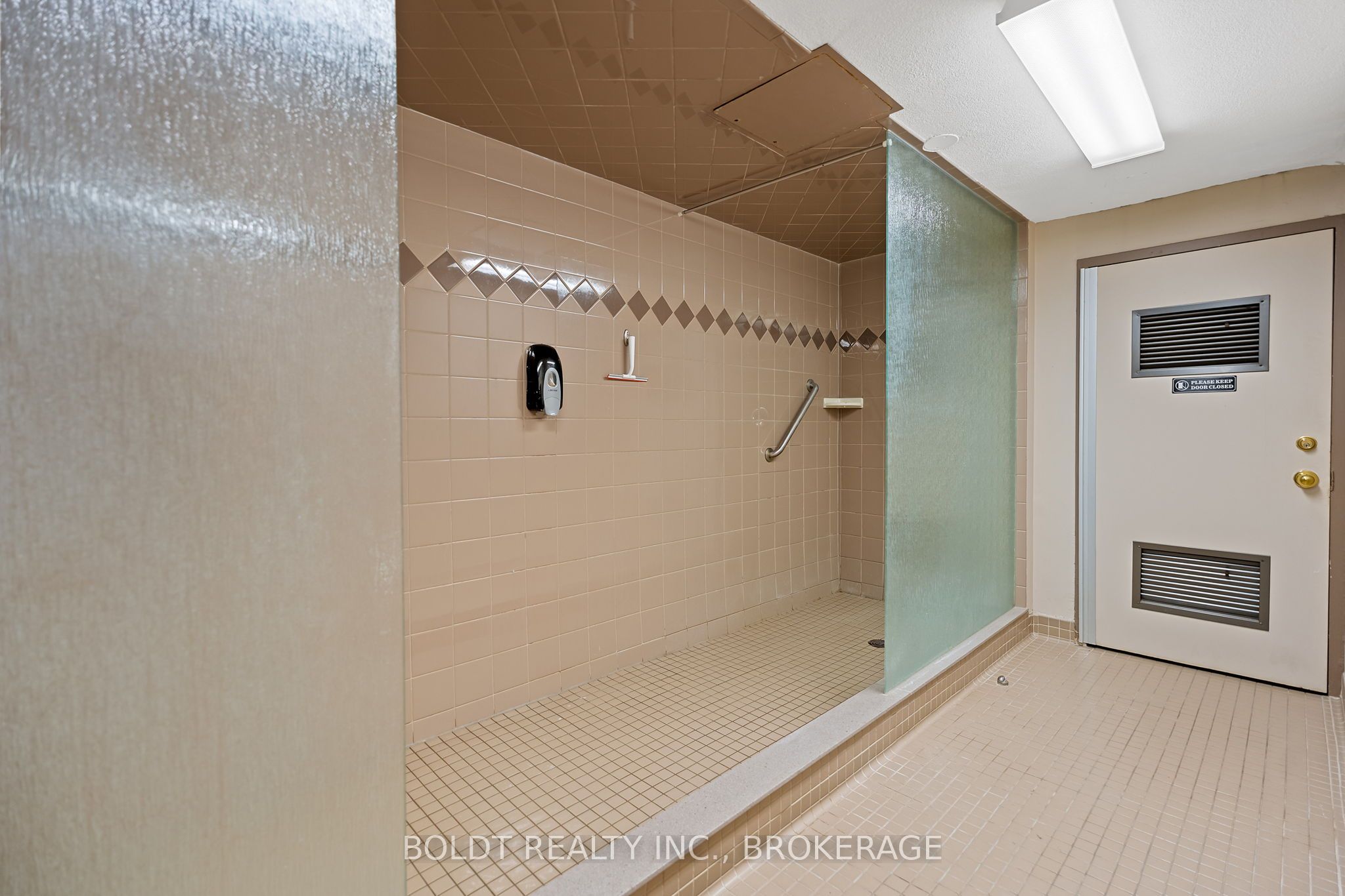 35 Towering Heights Boulevard 1008 Property Photo 39