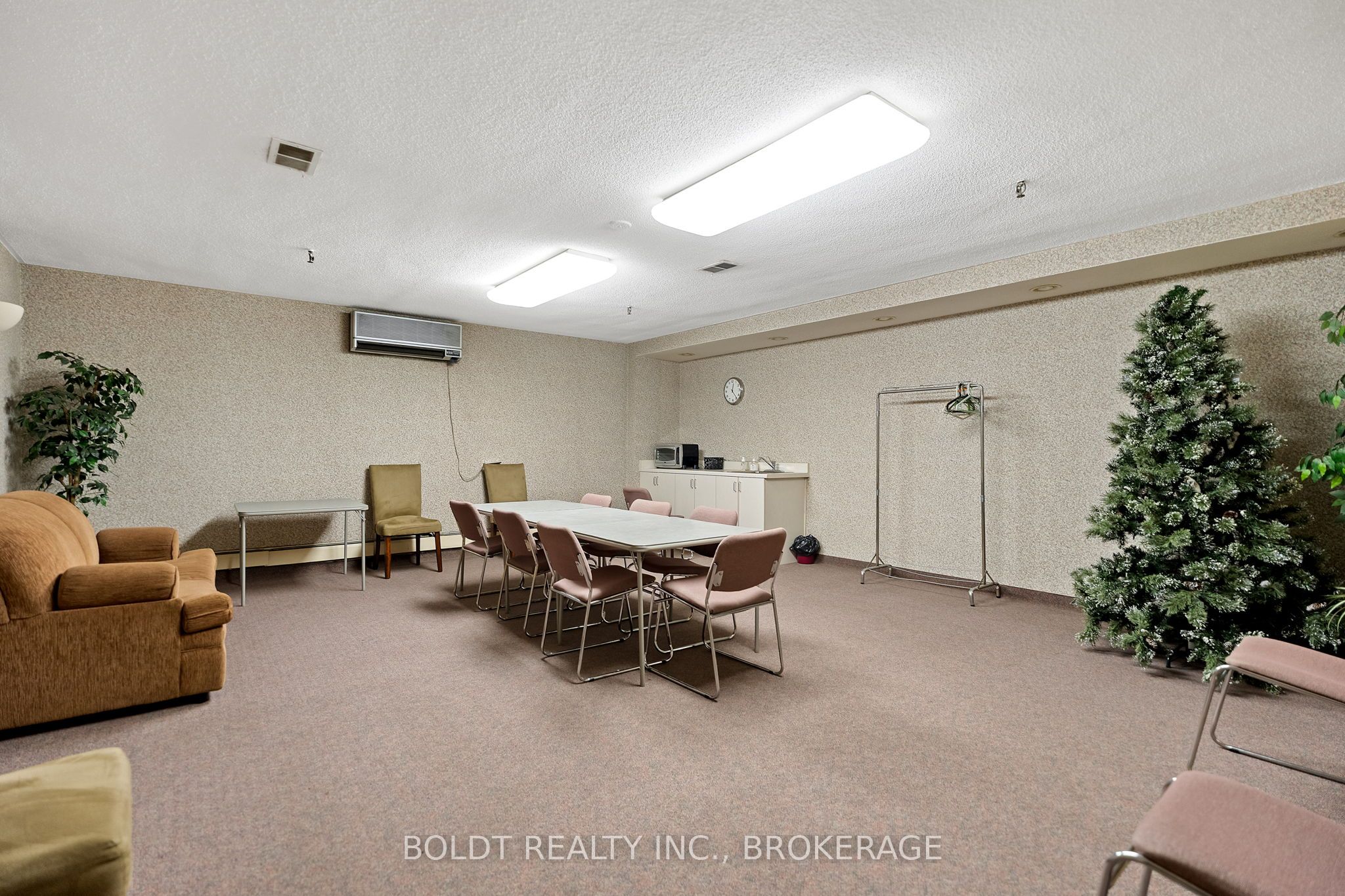 35 Towering Heights Boulevard 1008 Property Photo 41
