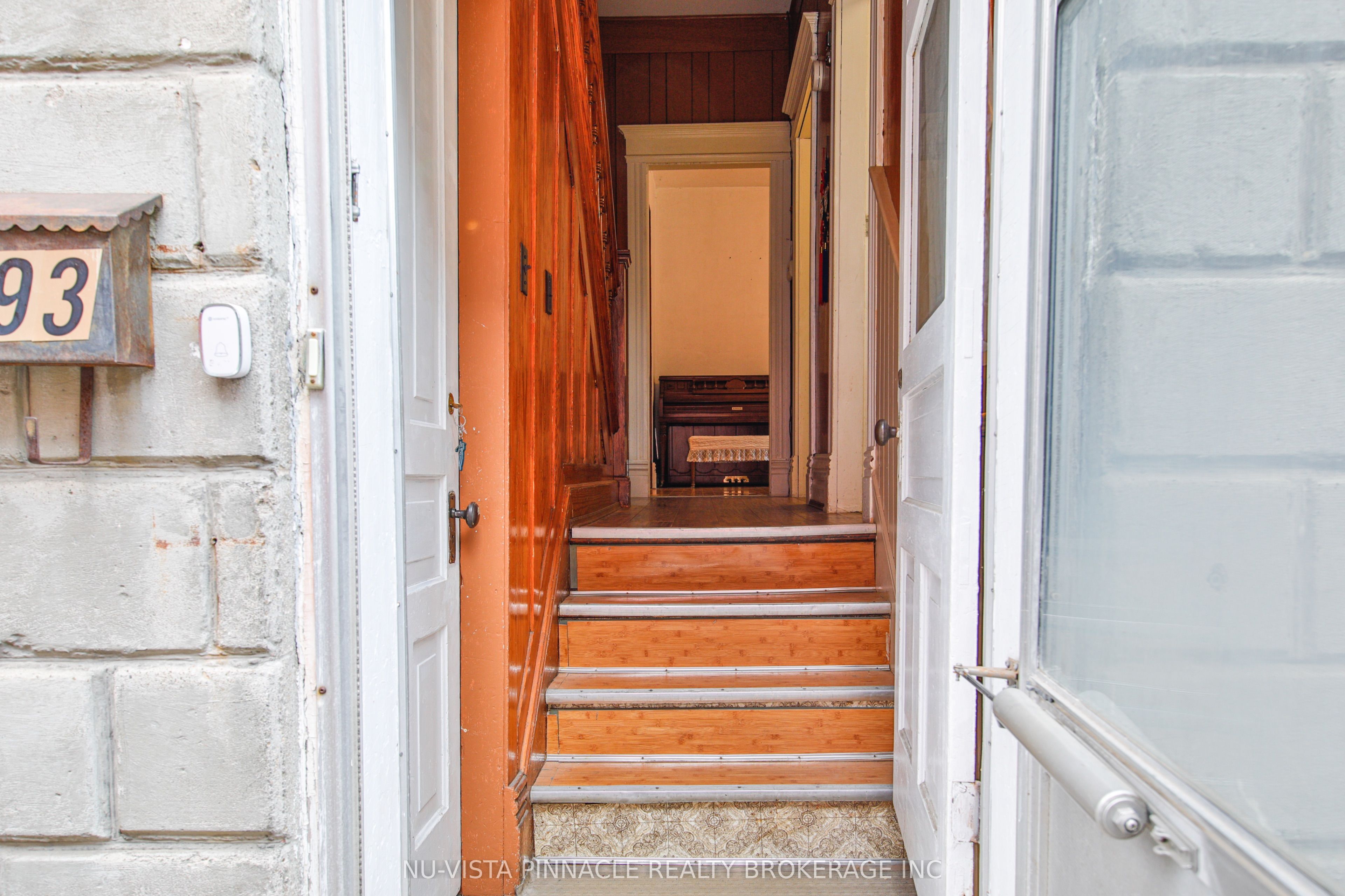 93 Stanley Street Property Photo 7
