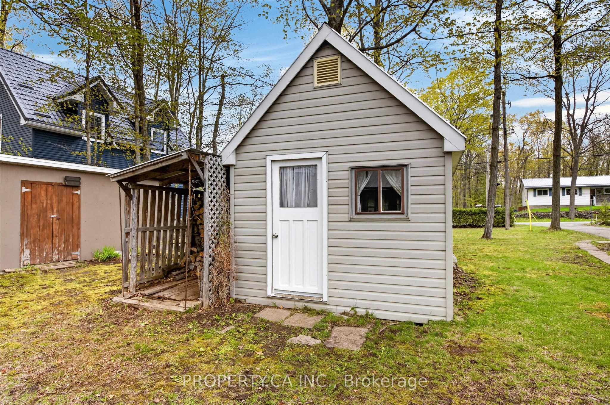 186 Cedar Shores Drive Property Photo 25