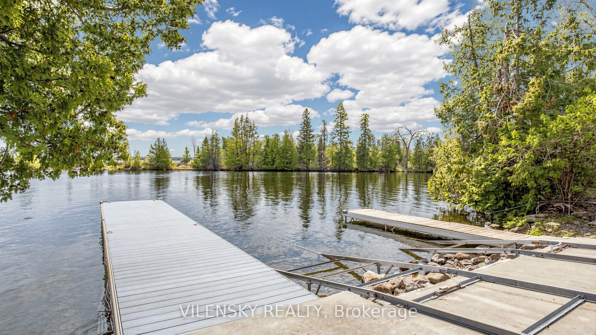 268 Balsam Lake Drive Property Photo 6