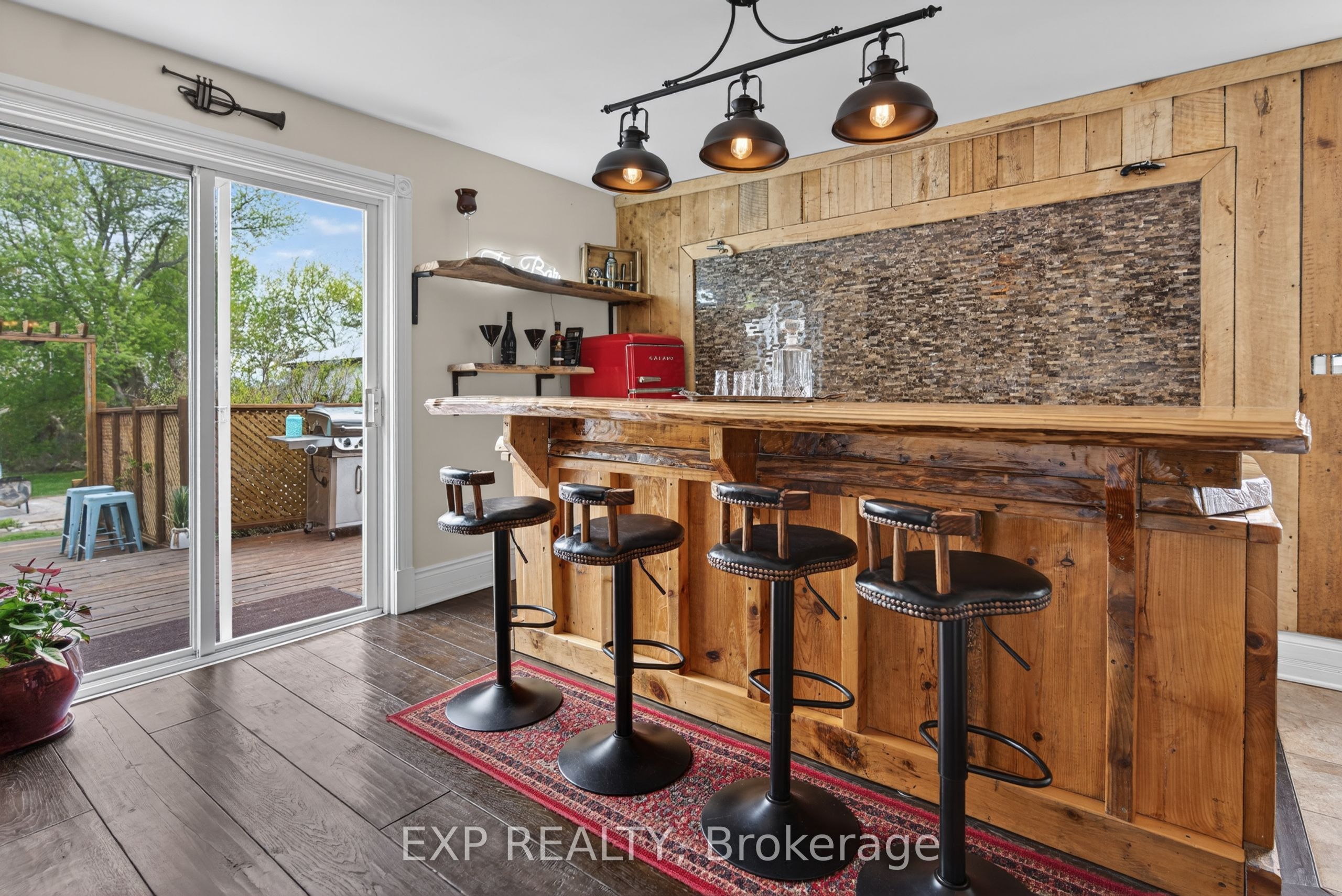 6208 Malakoff Road Property Photo 15