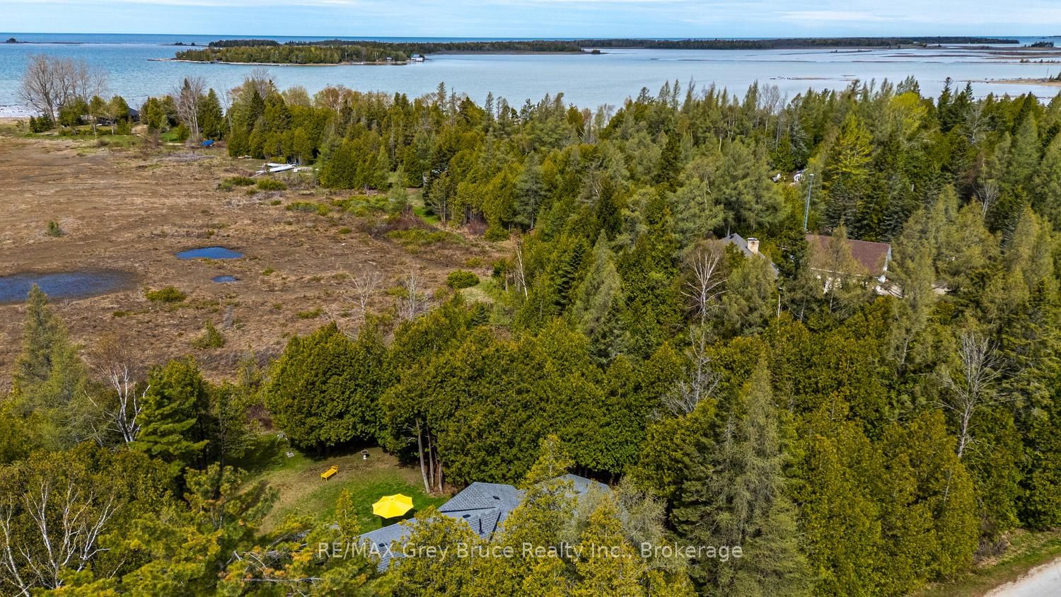 188 Bay Street Property Photo 45