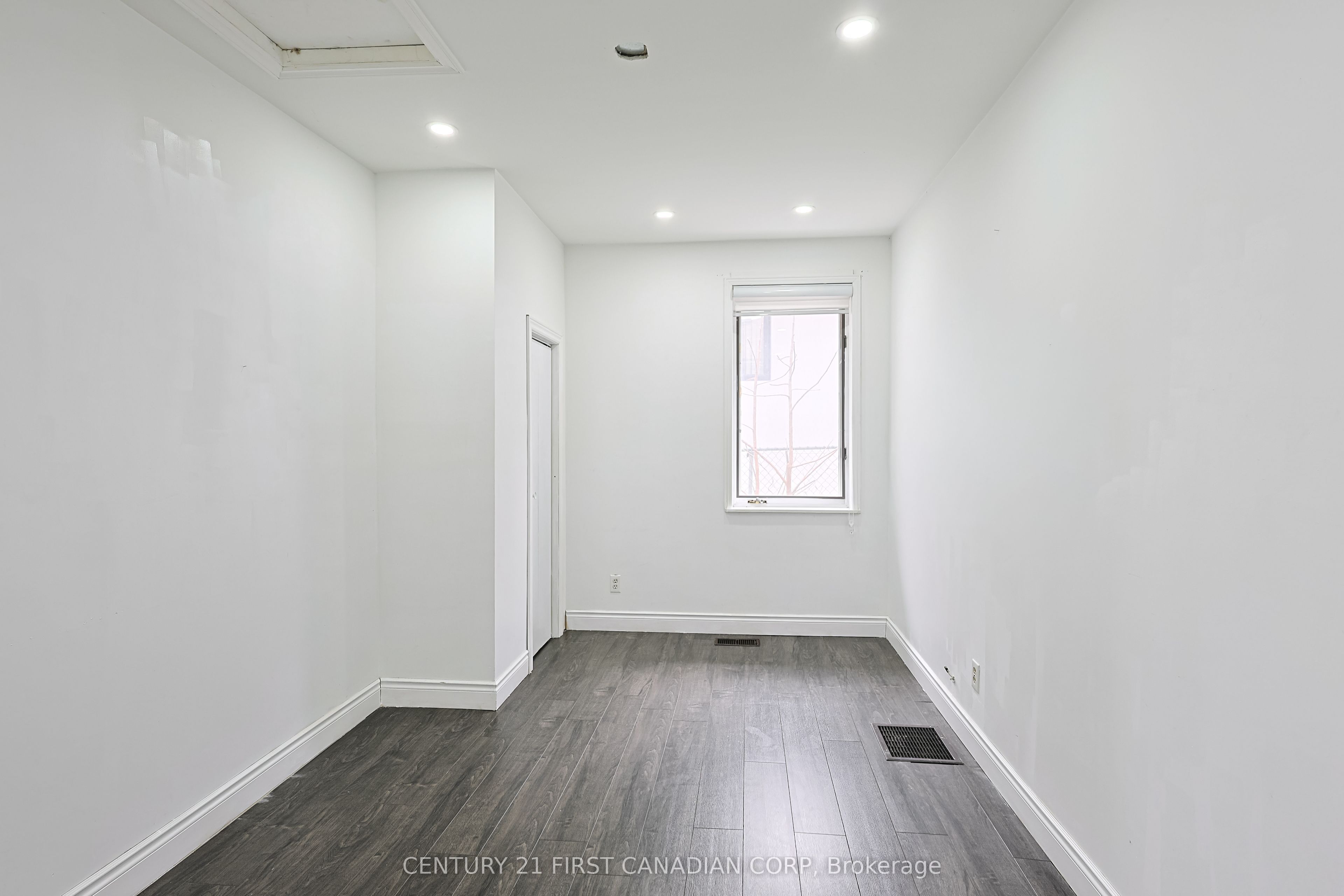 201 Emerson Avenue Property Photo 11