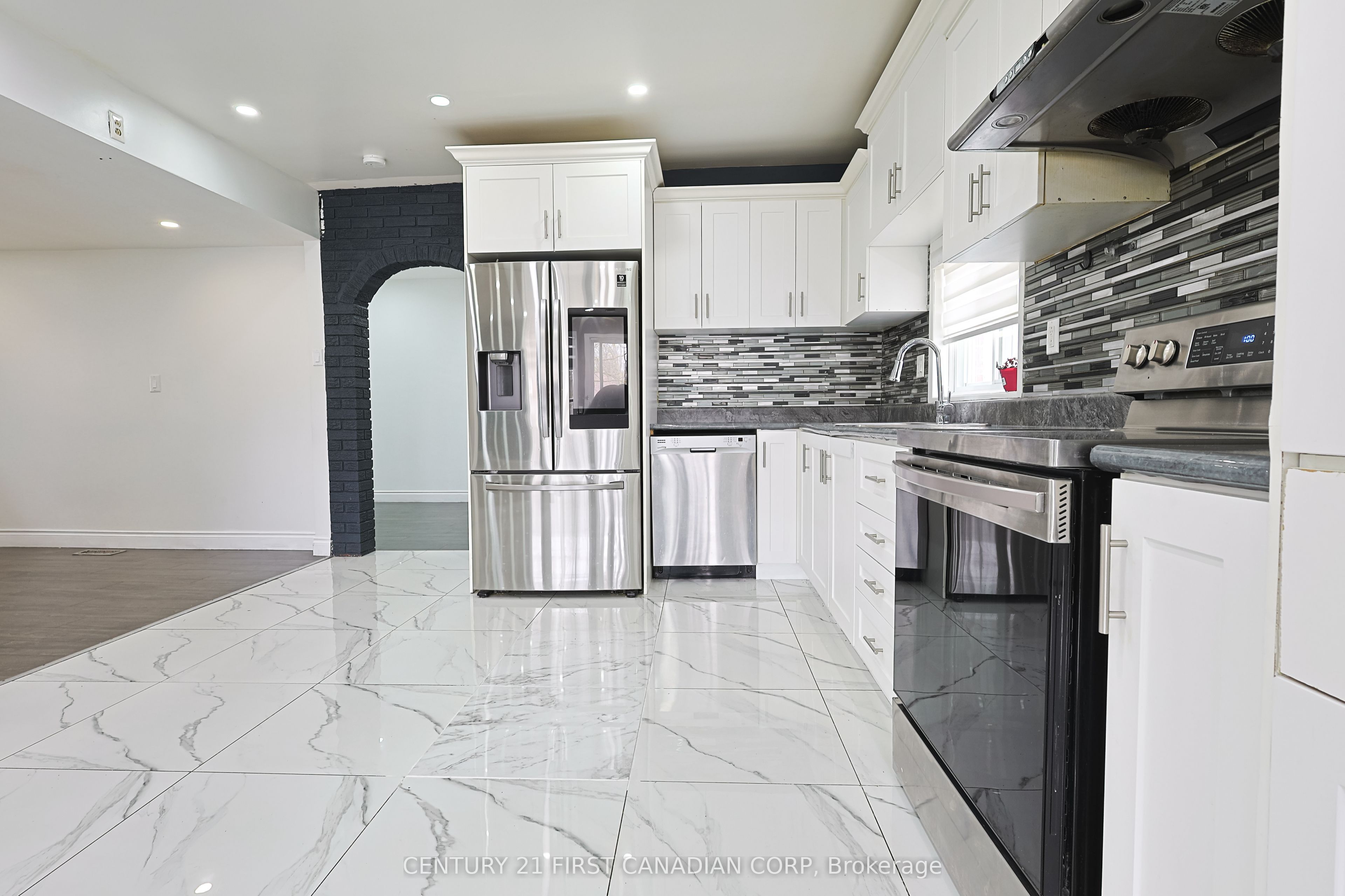 201 Emerson Avenue Property Photo 31