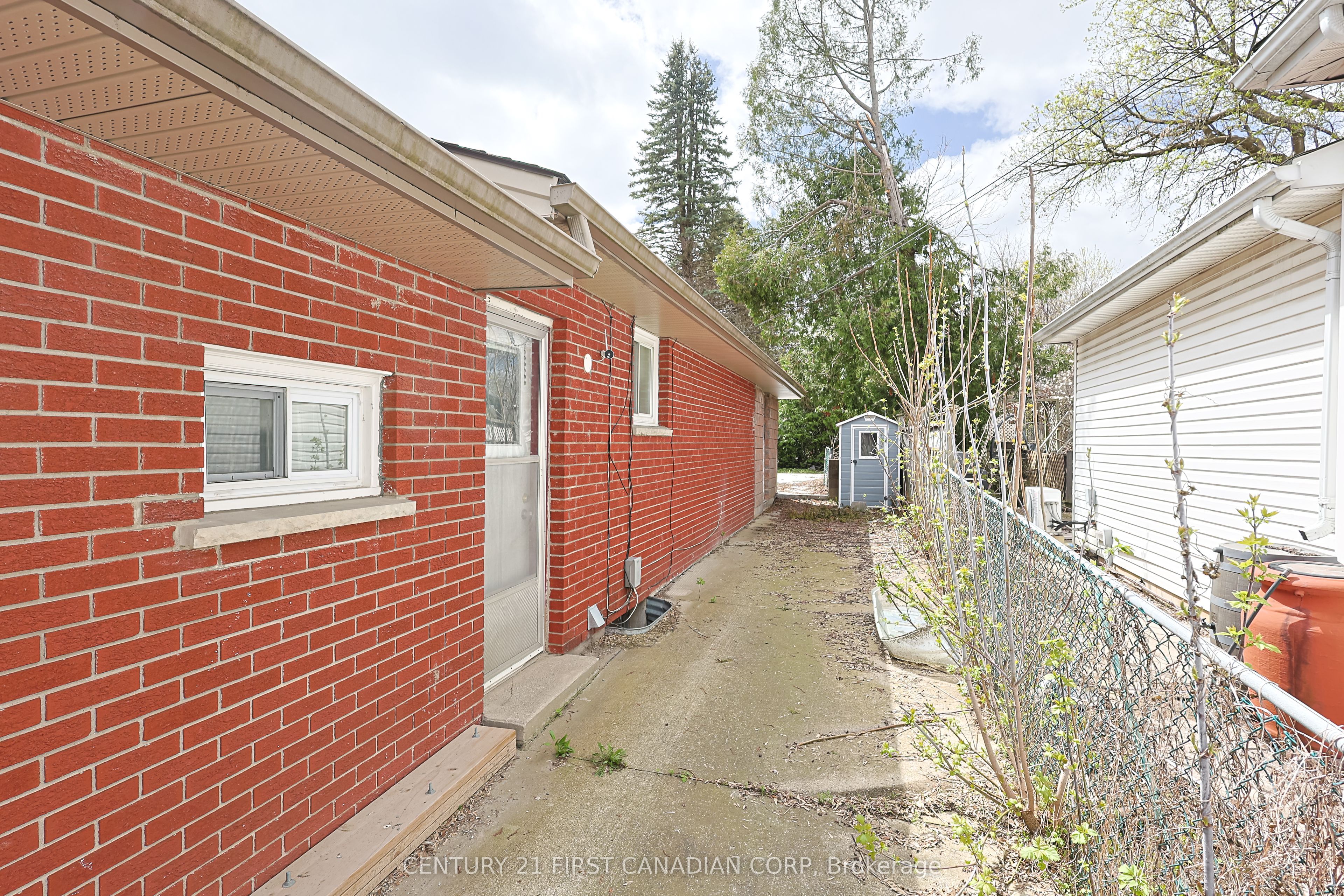 201 Emerson Avenue Property Photo 35