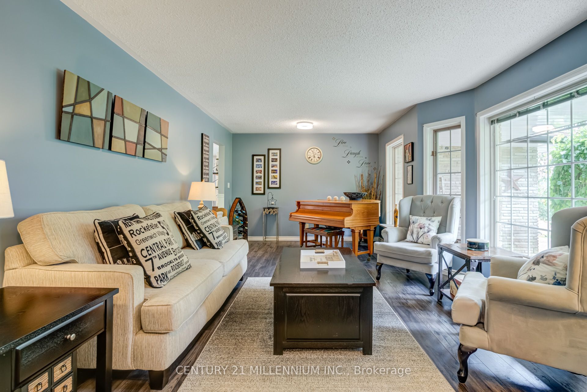 101 Birch Grove Property Photo 7