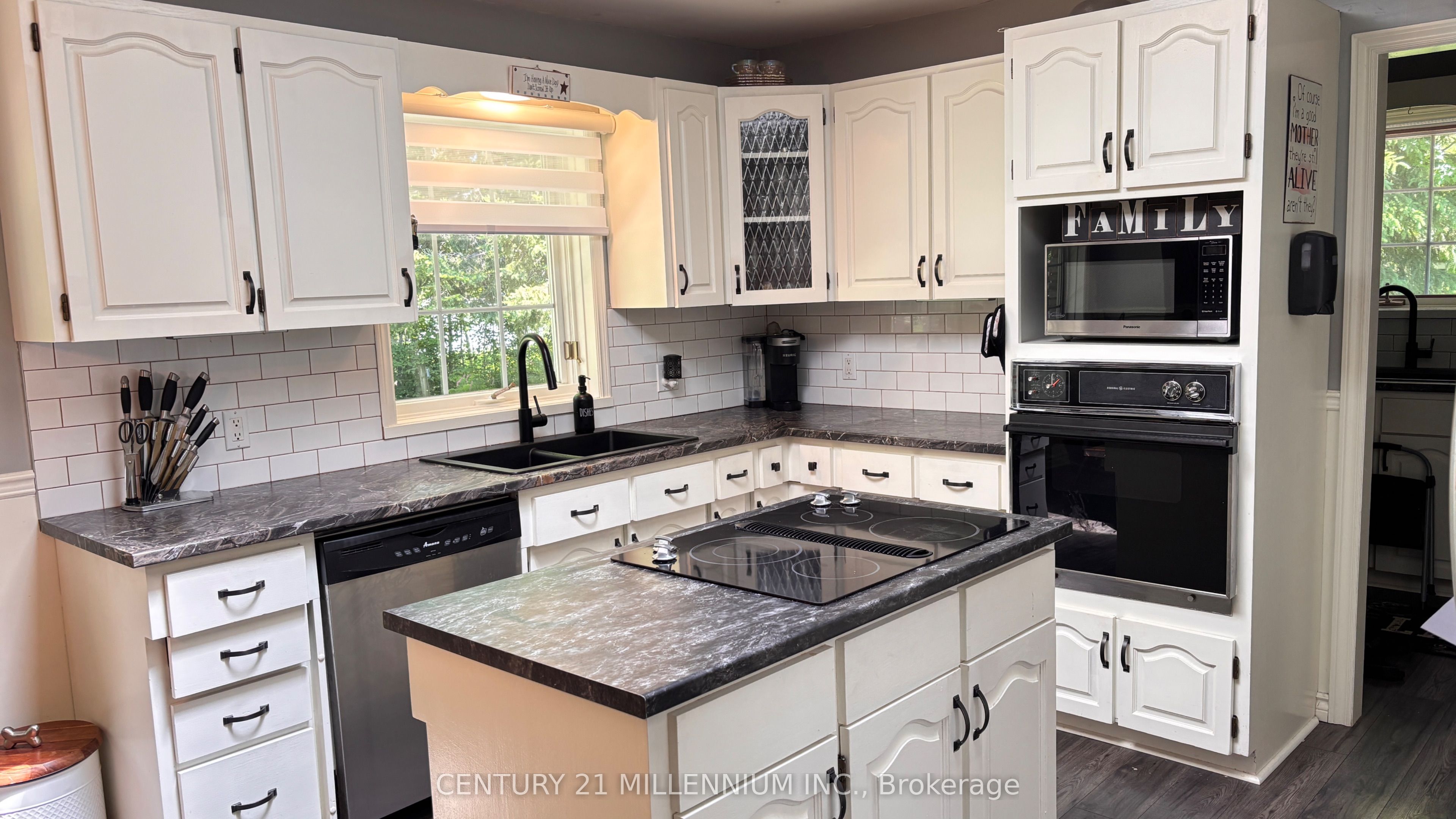 101 Birch Grove Property Photo 16