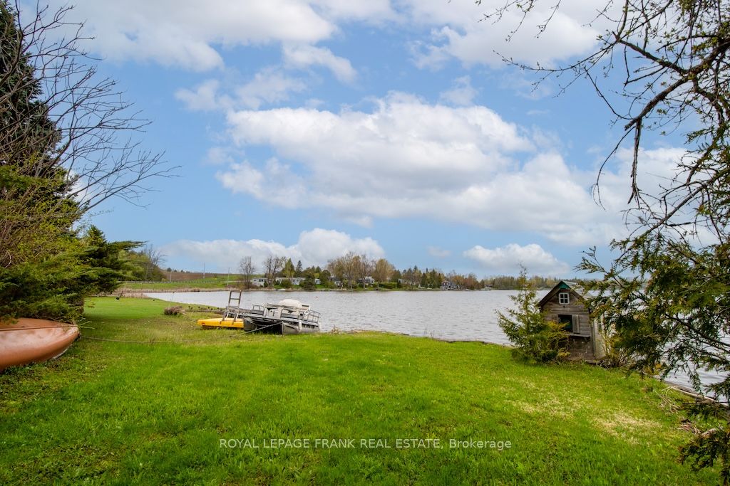 674 Dickie Road Property Photo 6