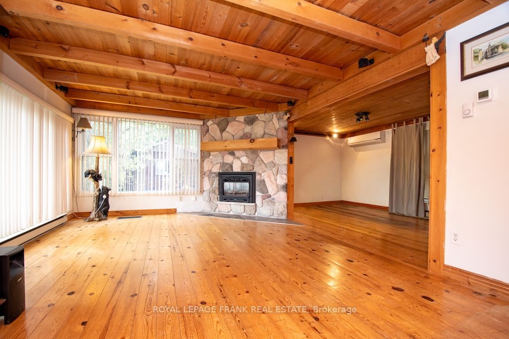 674 Dickie Road Property Photo 8