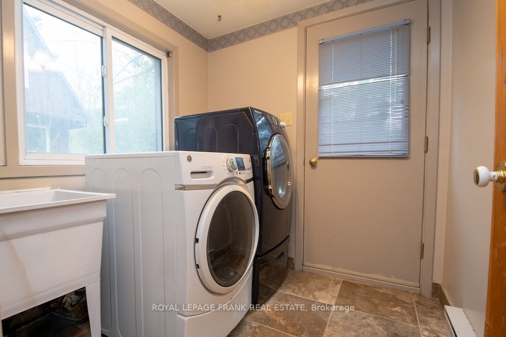 674 Dickie Road Property Photo 18