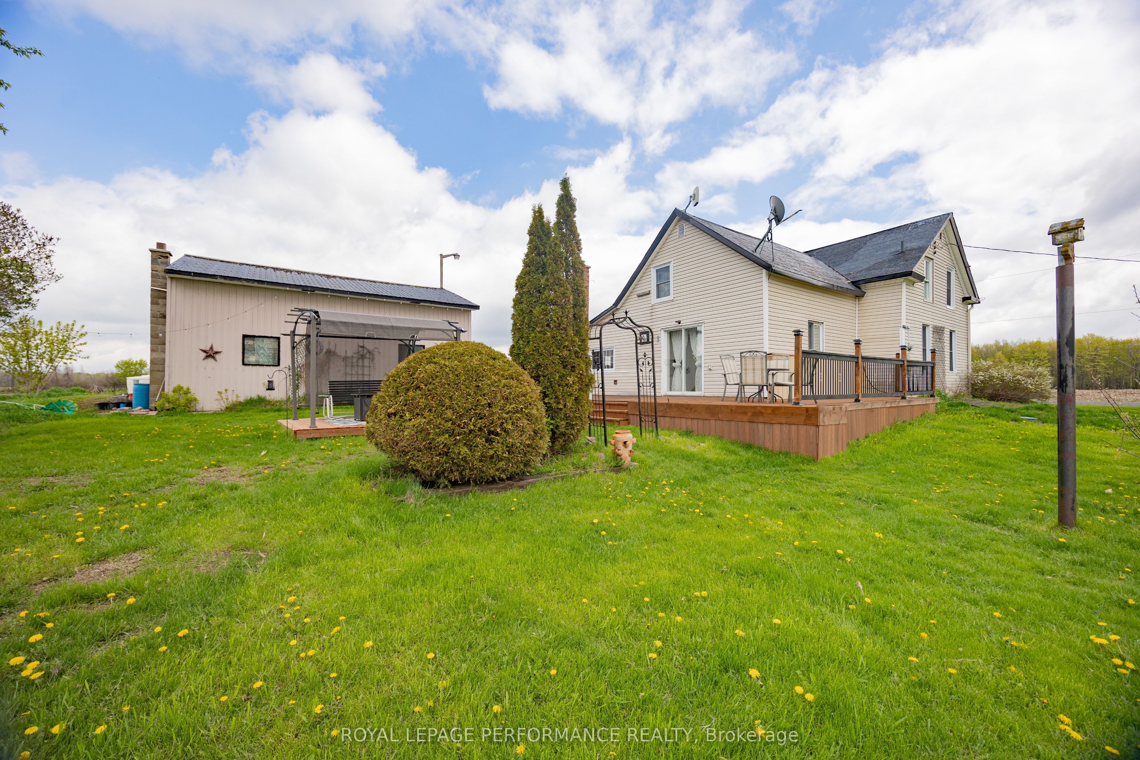16615 Duff's Corners Road Property Photo 4