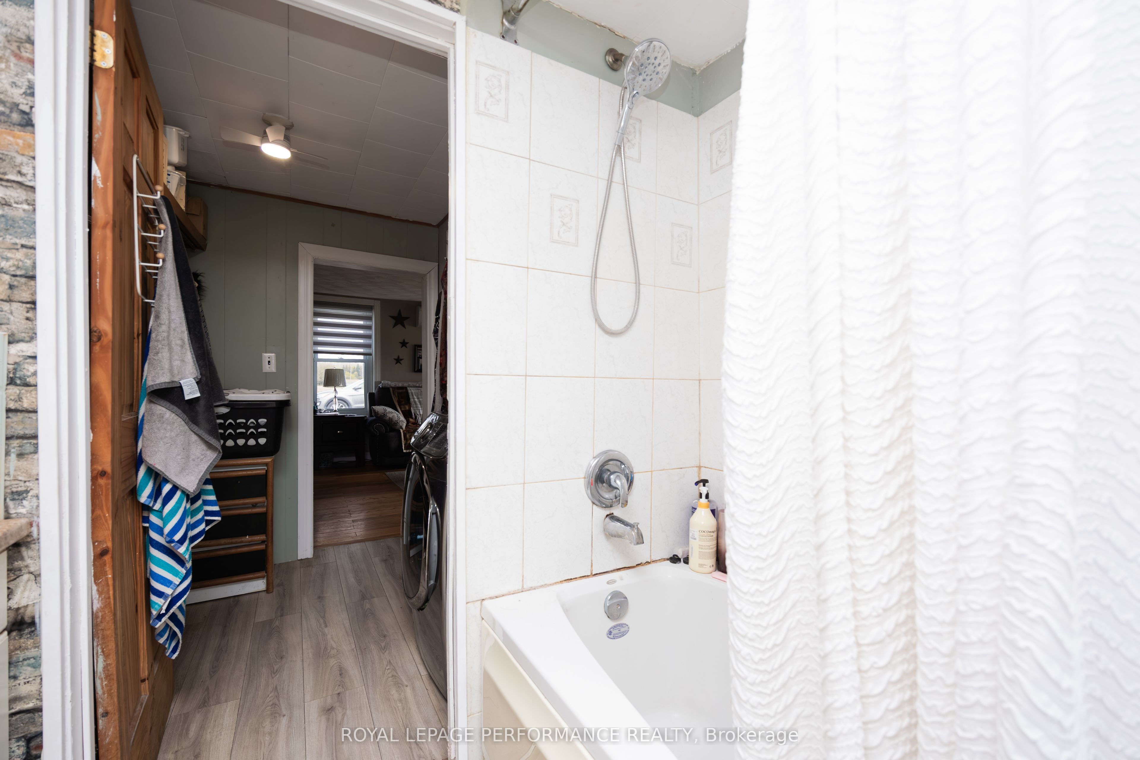 16615 Duff's Corners Road Property Photo 12