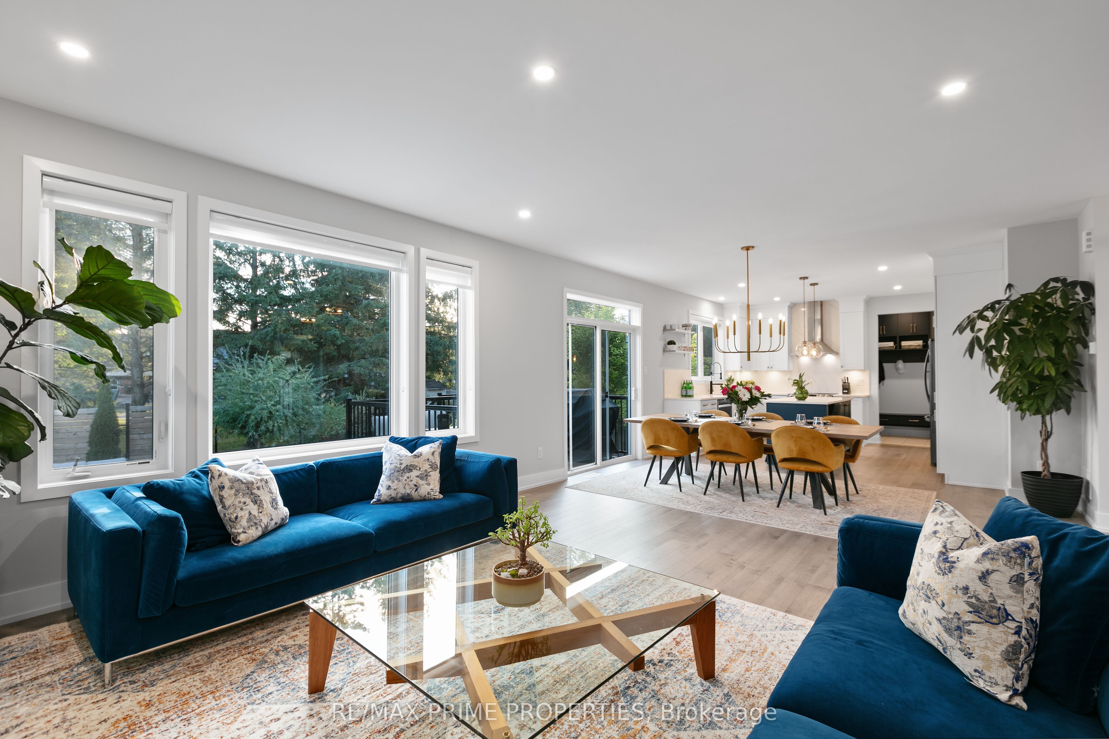 148 Aubrais Crescent Property Photo 10
