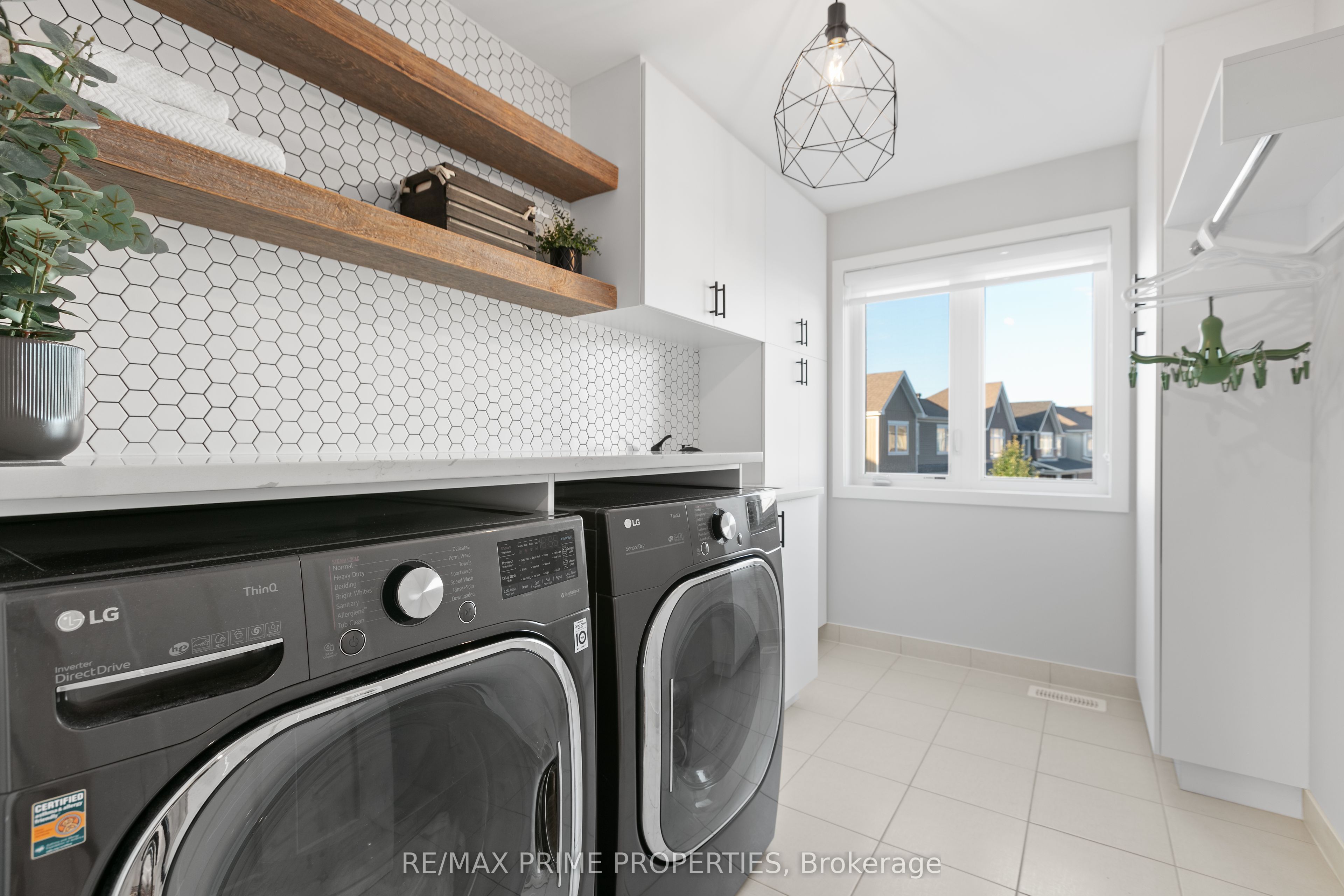 148 Aubrais Crescent Property Photo 25