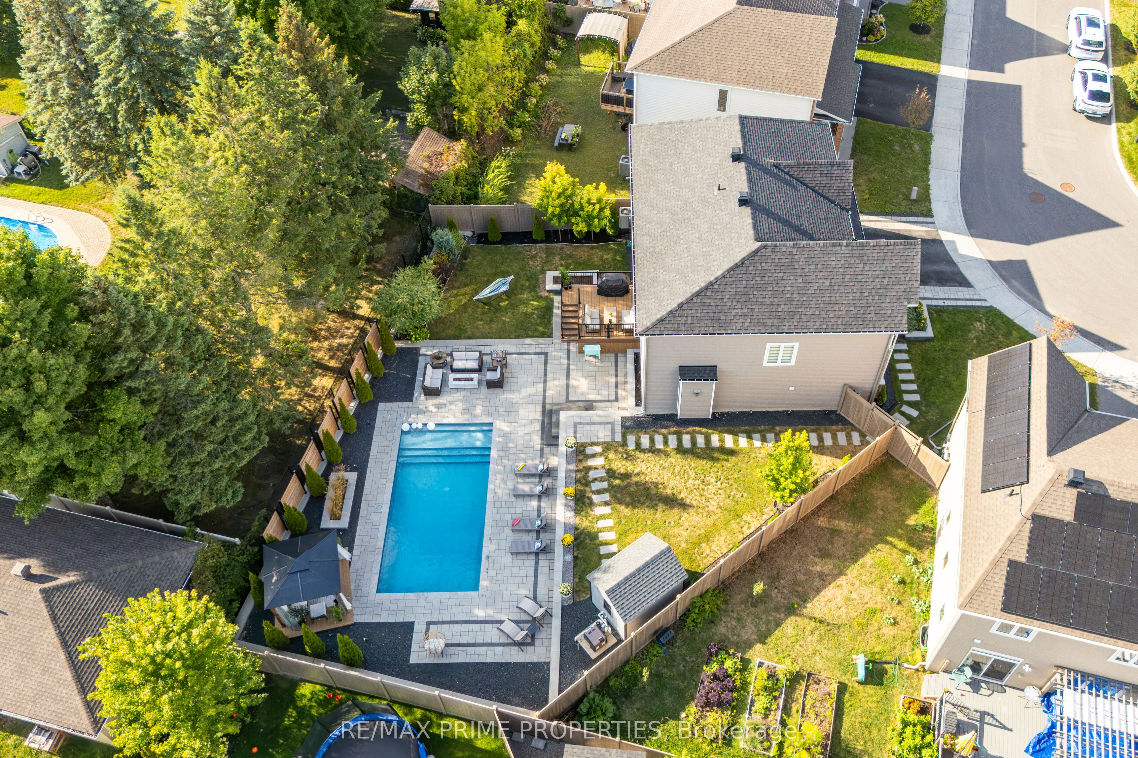 148 Aubrais Crescent Property Photo 45