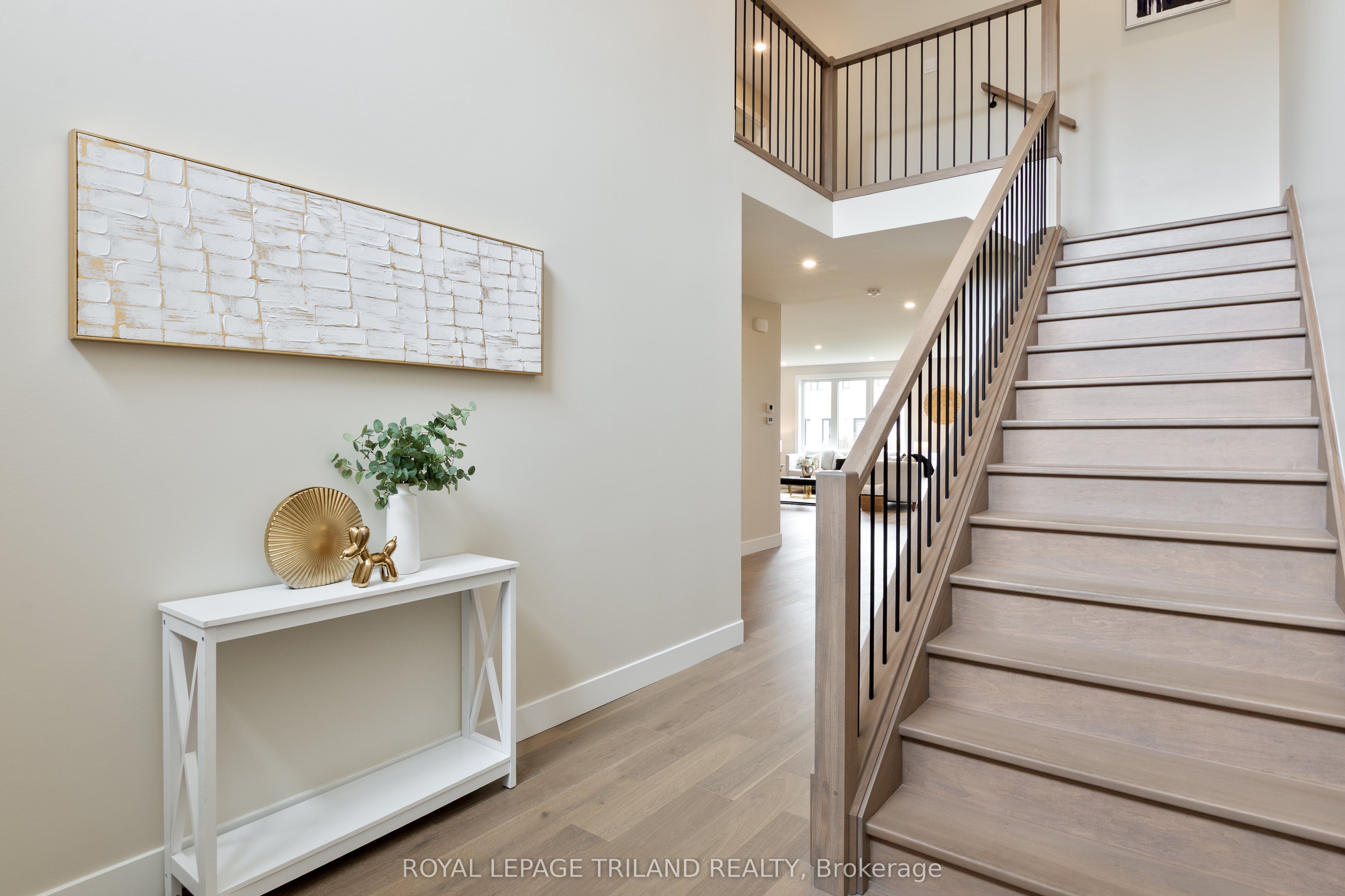 3931 Big Leaf Trail Property Photo 5