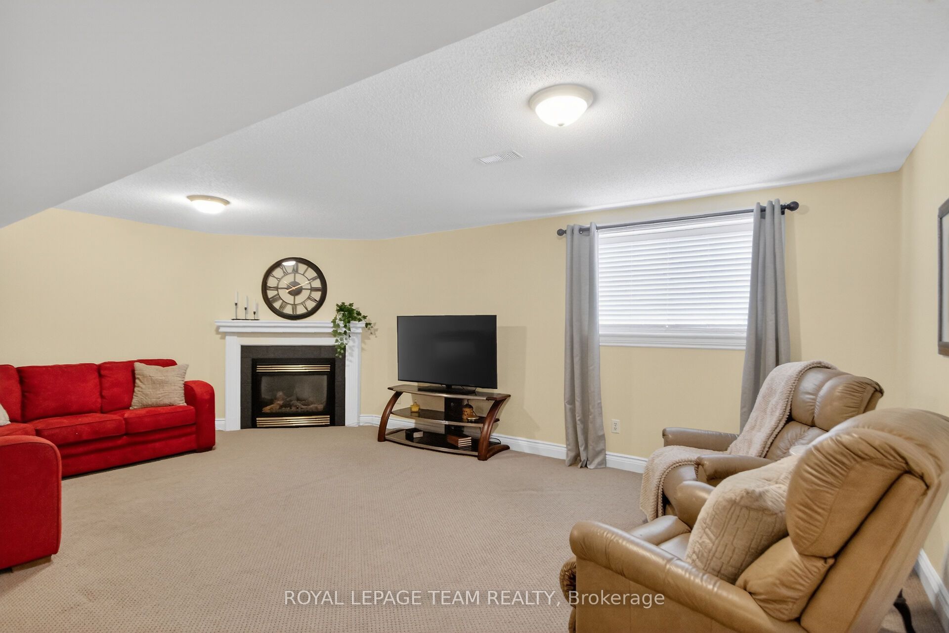 259 Cairnsmore Circle Property Photo 37