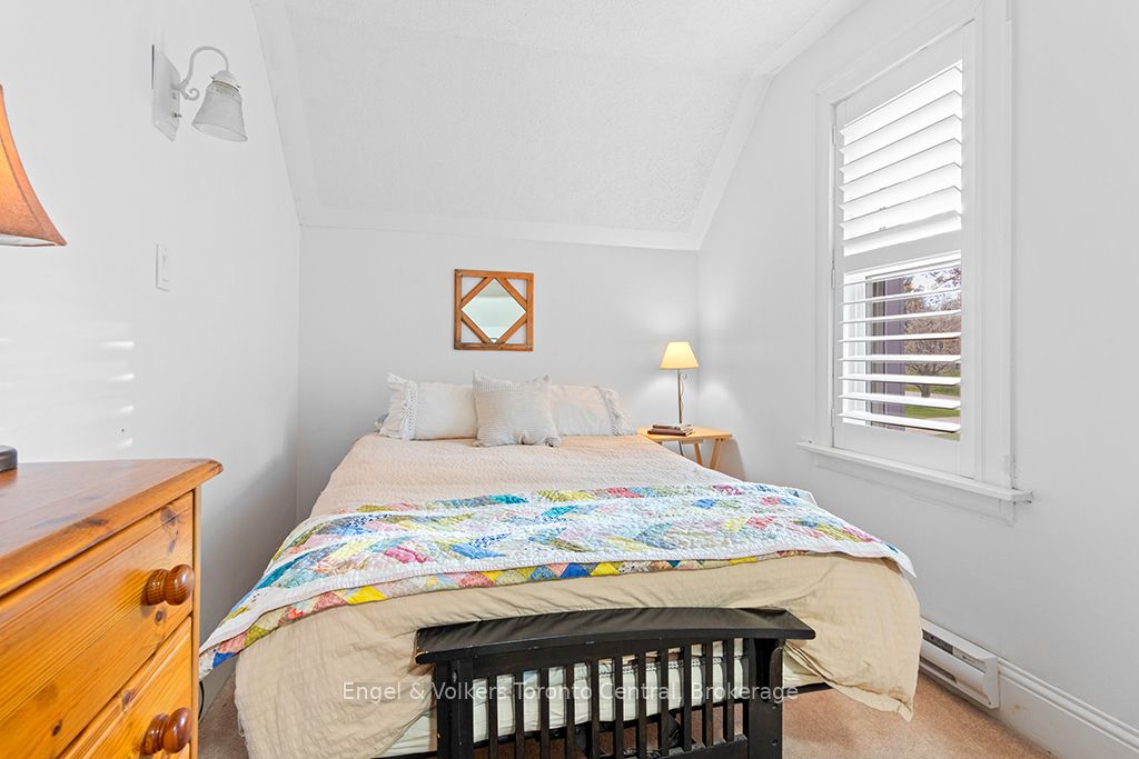 2068 7th Avenue W Property Photo 25