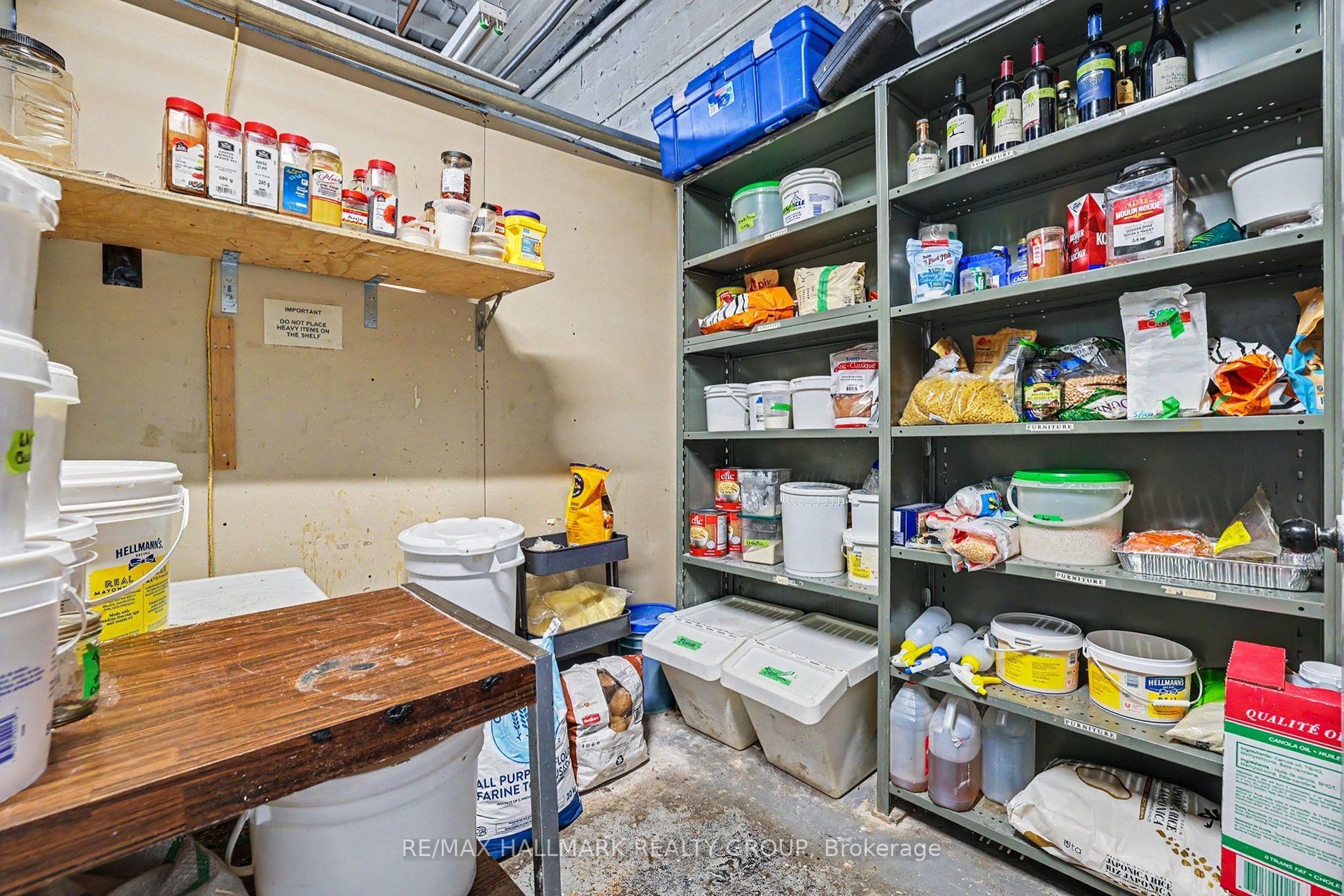 225 Strathcona Avenue Property Photo 16