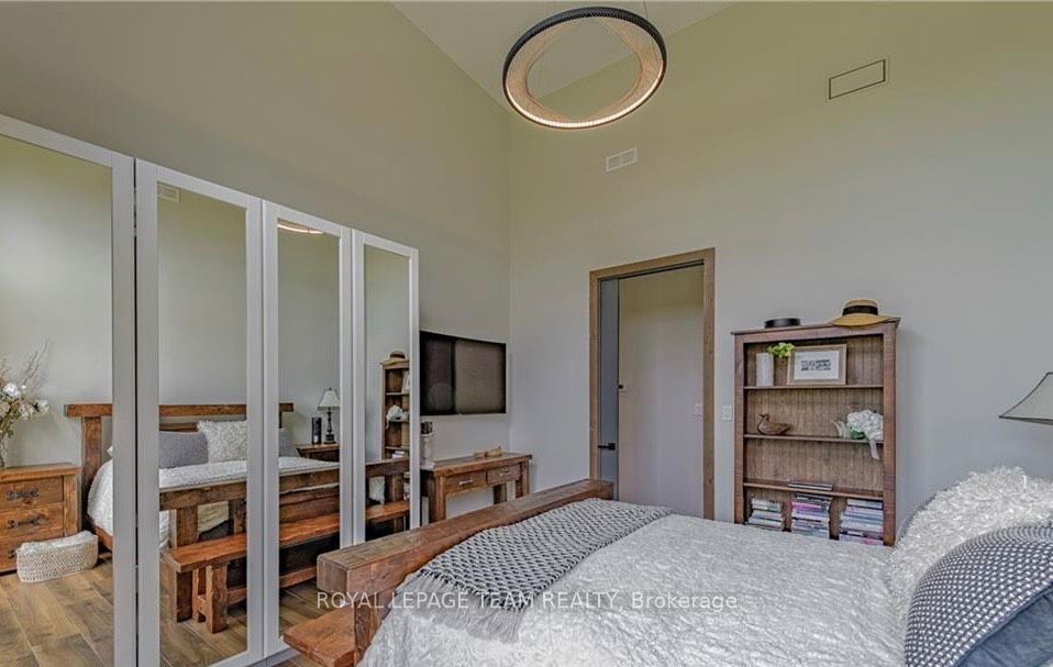 8 Headlands Way Property Photo 9