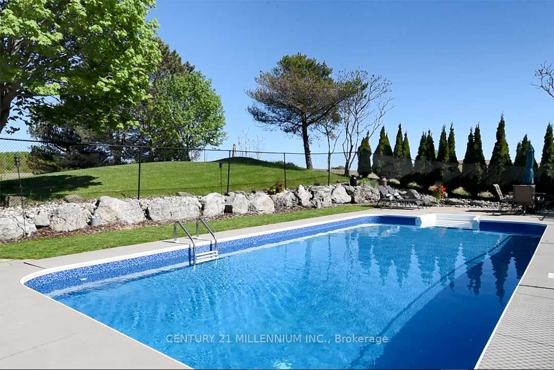 753333 2nd Line Ehs Property Photo 5