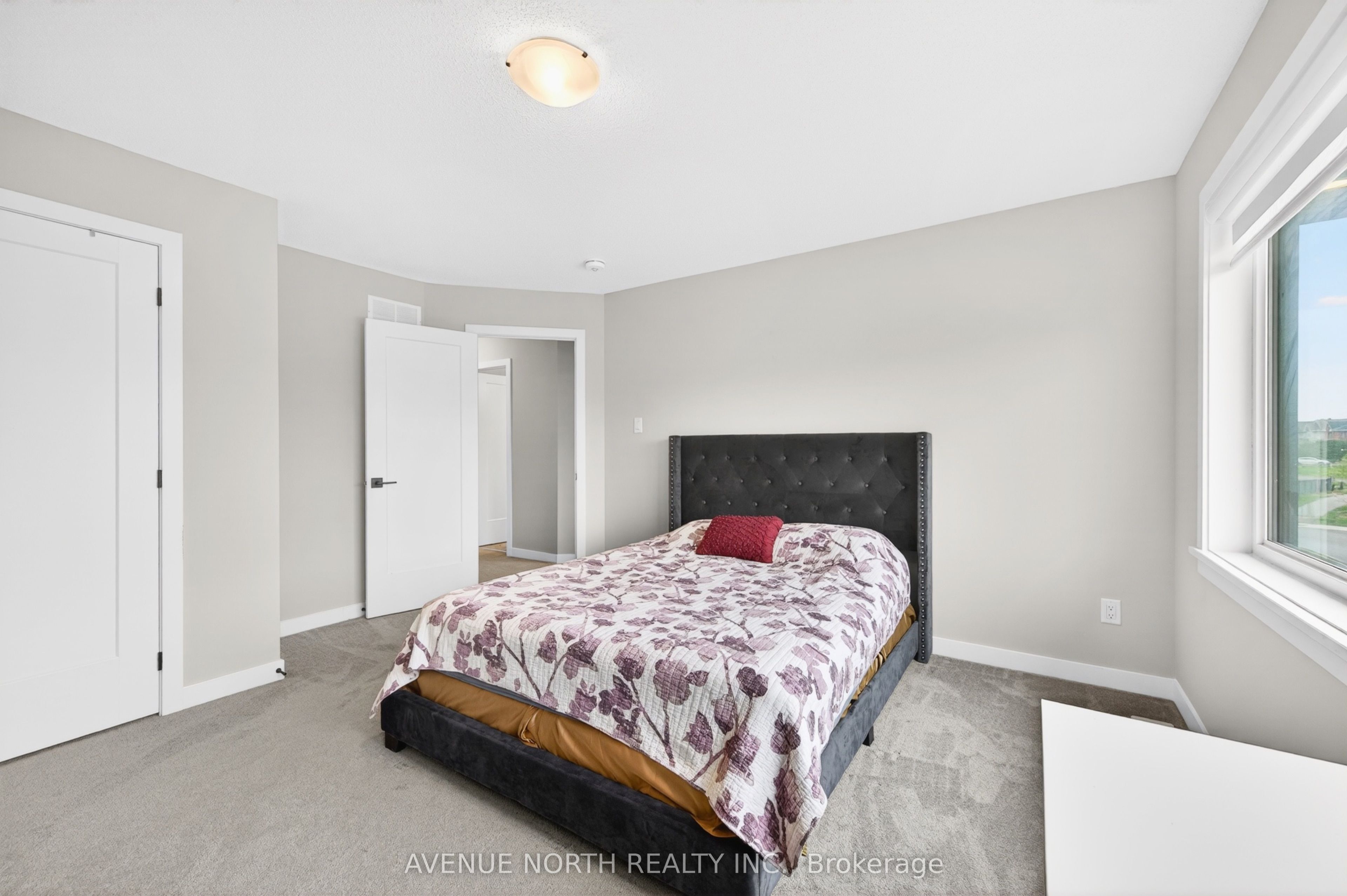 843 Sendero Way Property Photo 33