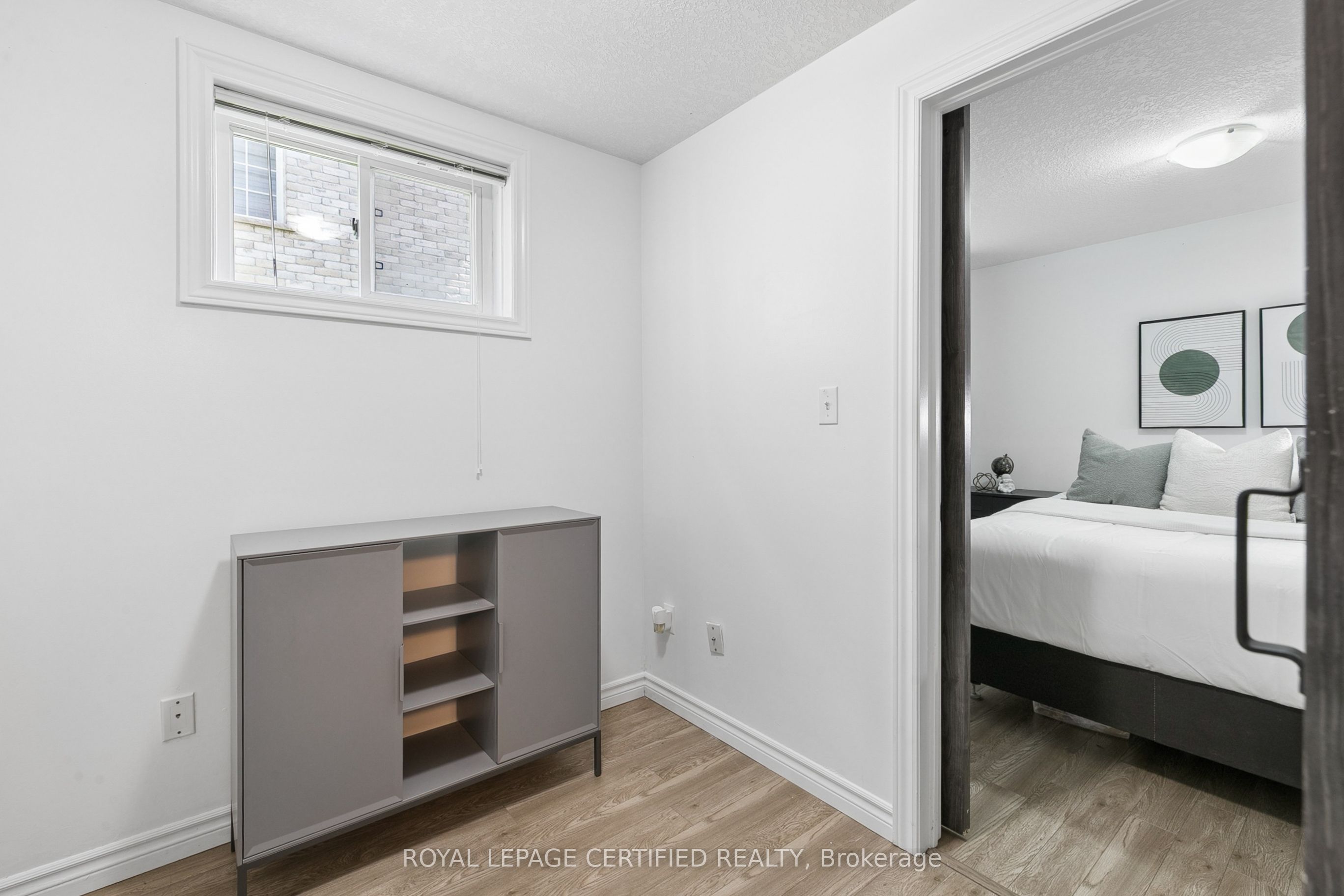 35 Mountford Drive 60 Property Photo 15