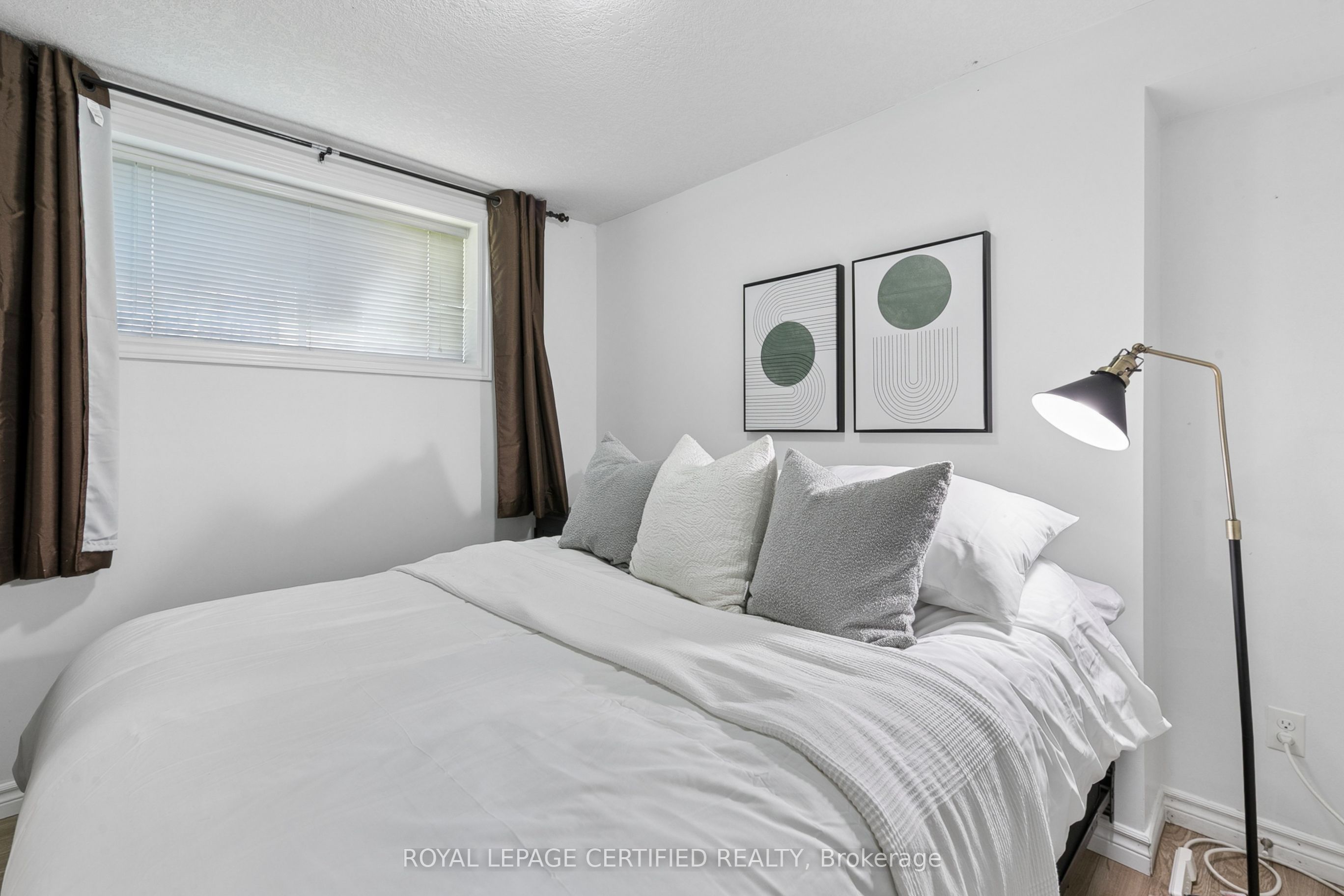 35 Mountford Drive 60 Property Photo 17
