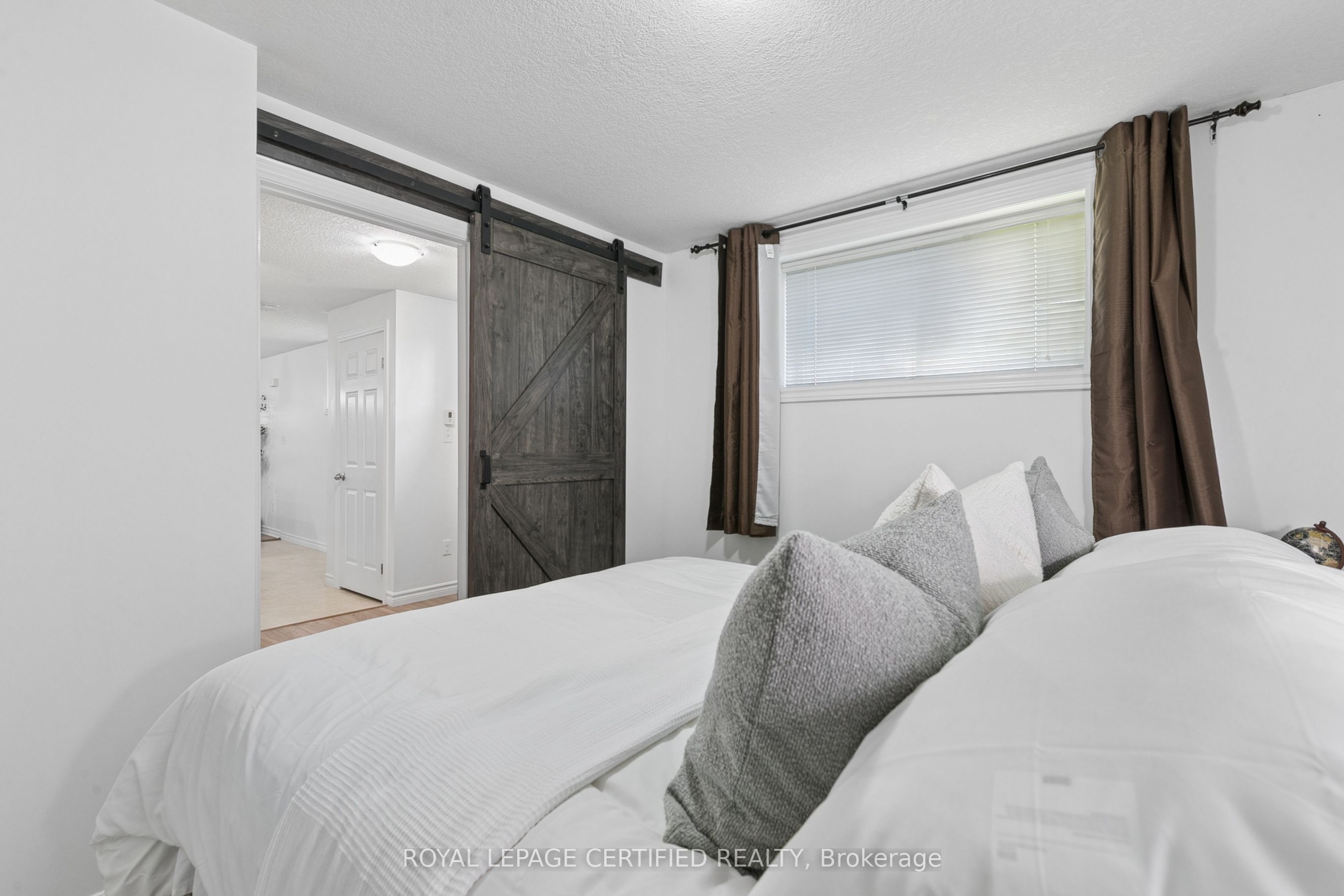35 Mountford Drive 60 Property Photo 18