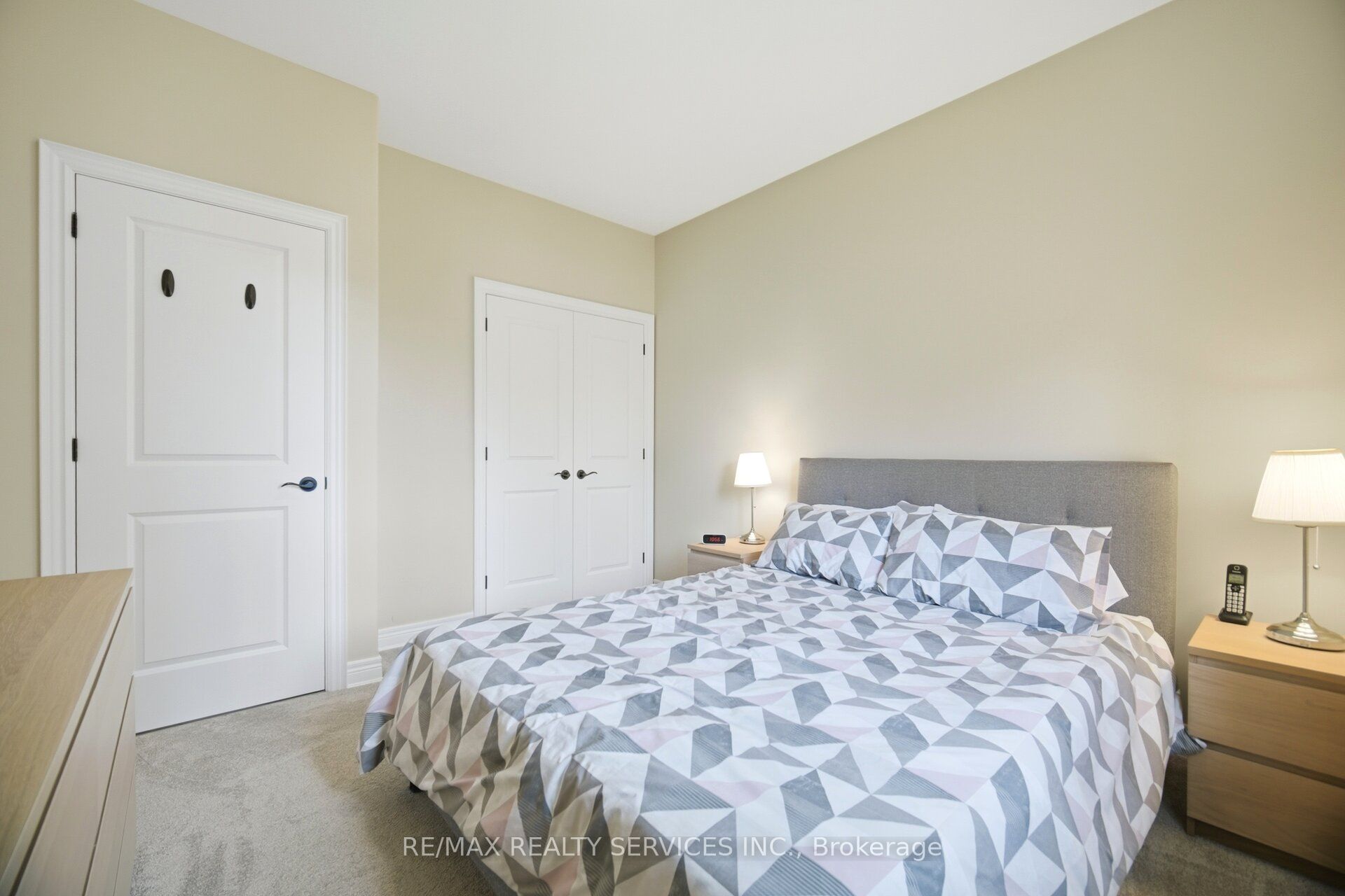 195 Burleigh Road N Property Photo 19