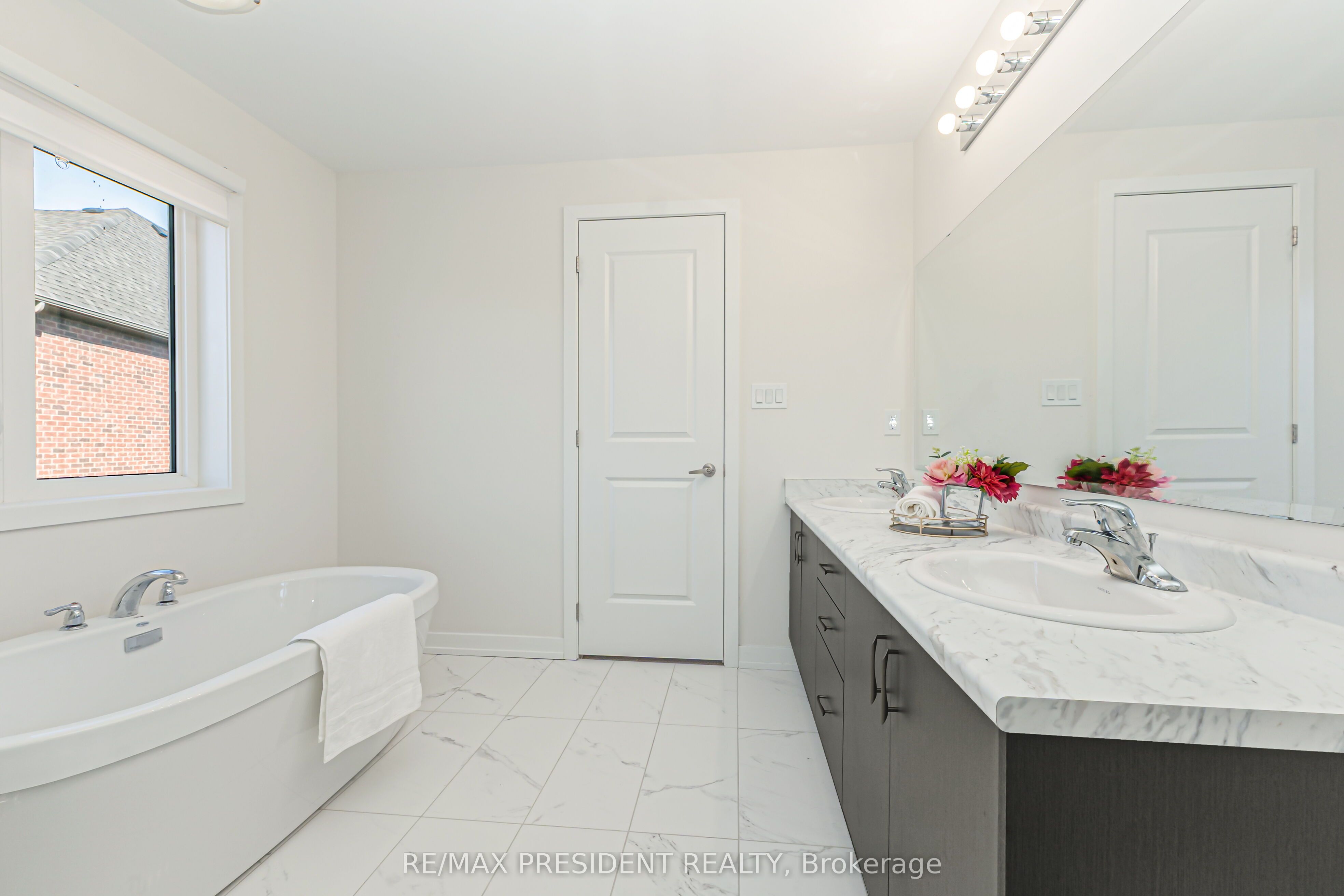 39 Henshaw Drive Property Photo 24