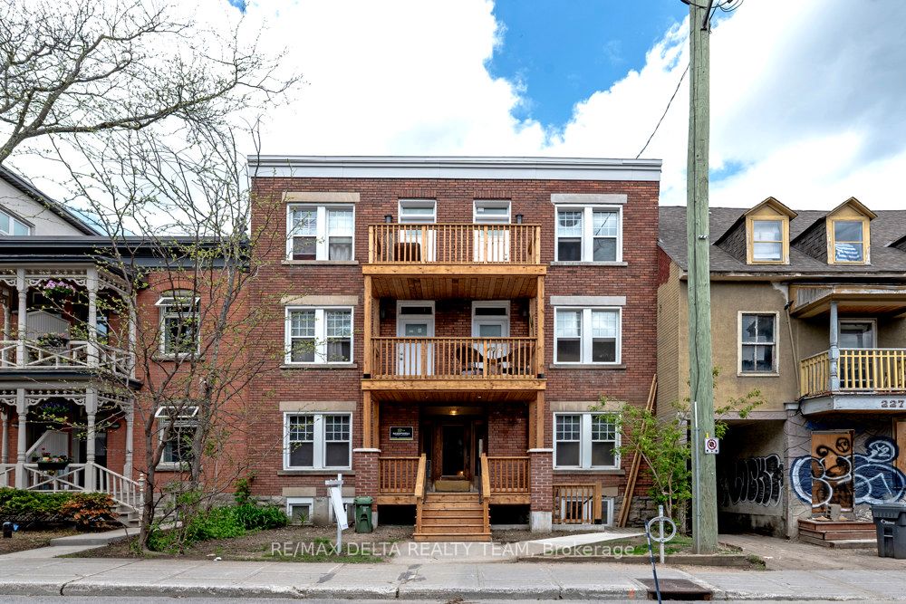 225 St. Patrick Street Property Photo 1