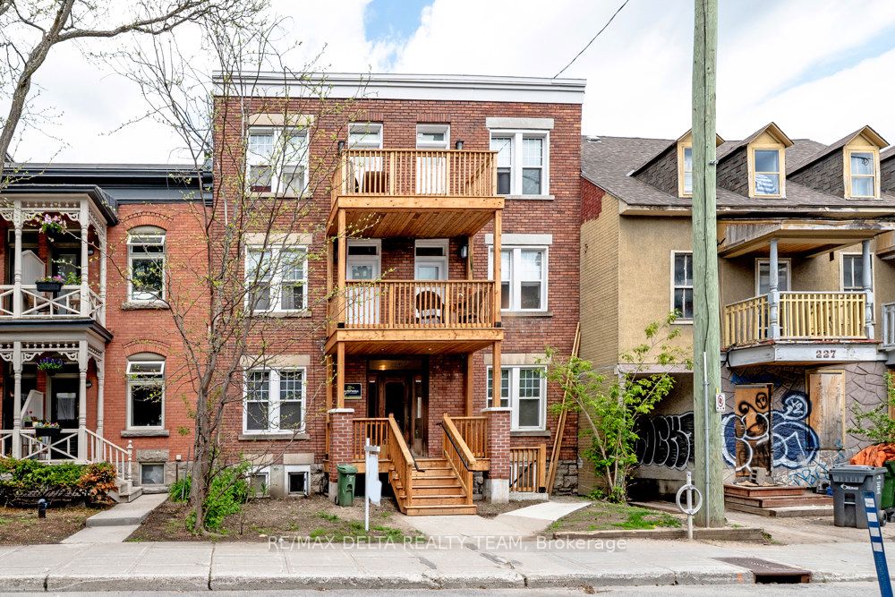 225 St. Patrick Street Property Photo 2