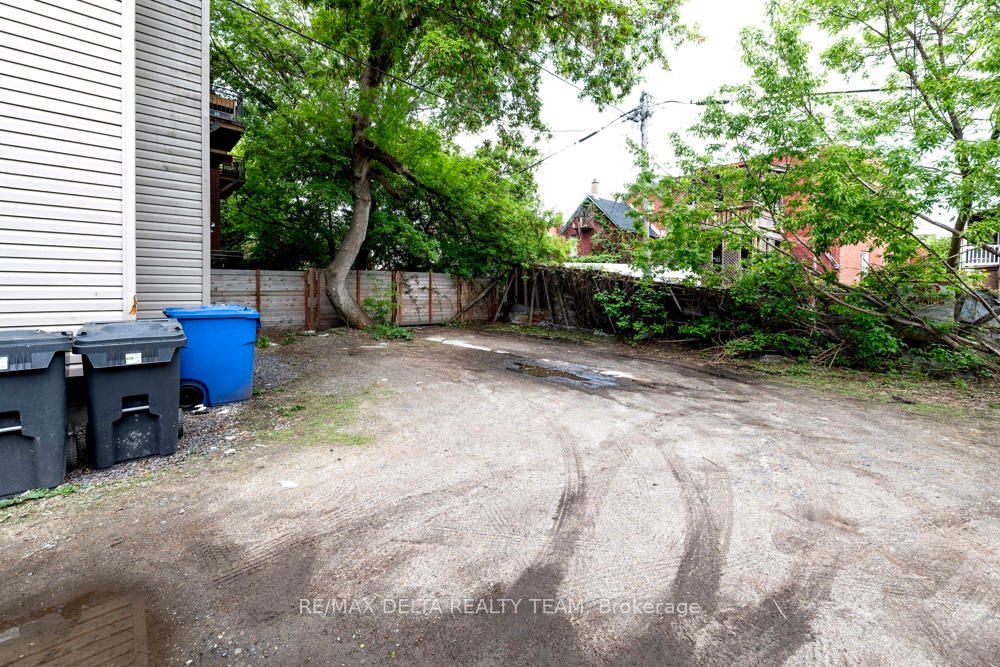 225 St. Patrick Street Property Photo 27