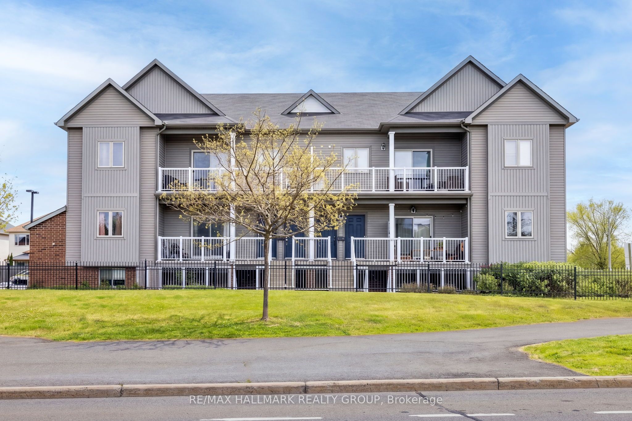 42 Sternes Private Property Photo 1