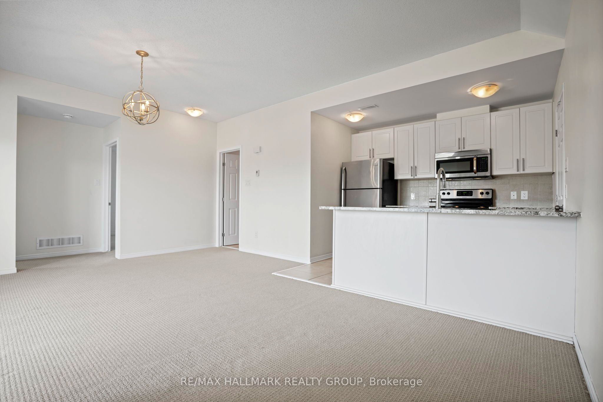 42 Sternes Private Property Photo 3