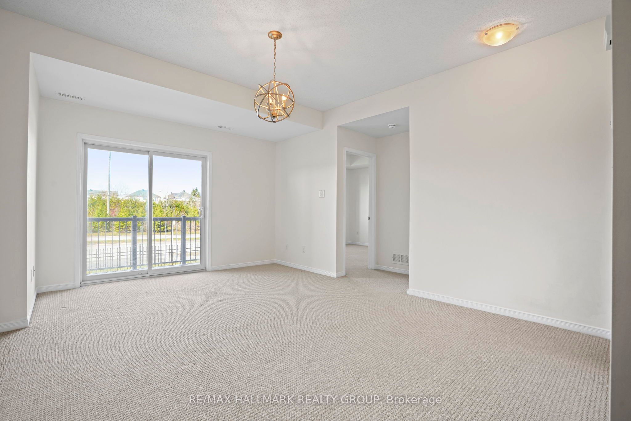 42 Sternes Private Property Photo 12