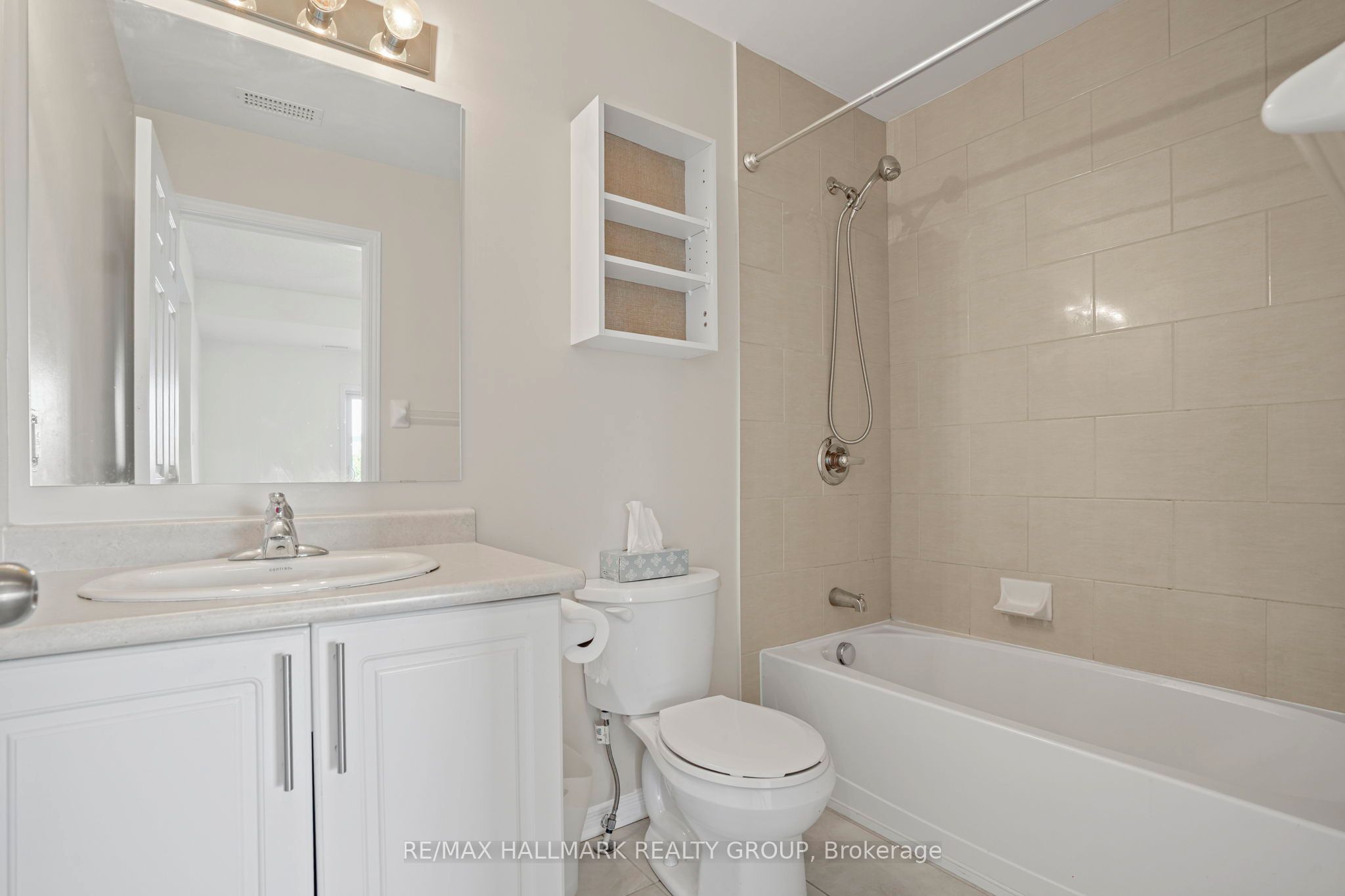 42 Sternes Private Property Photo 13